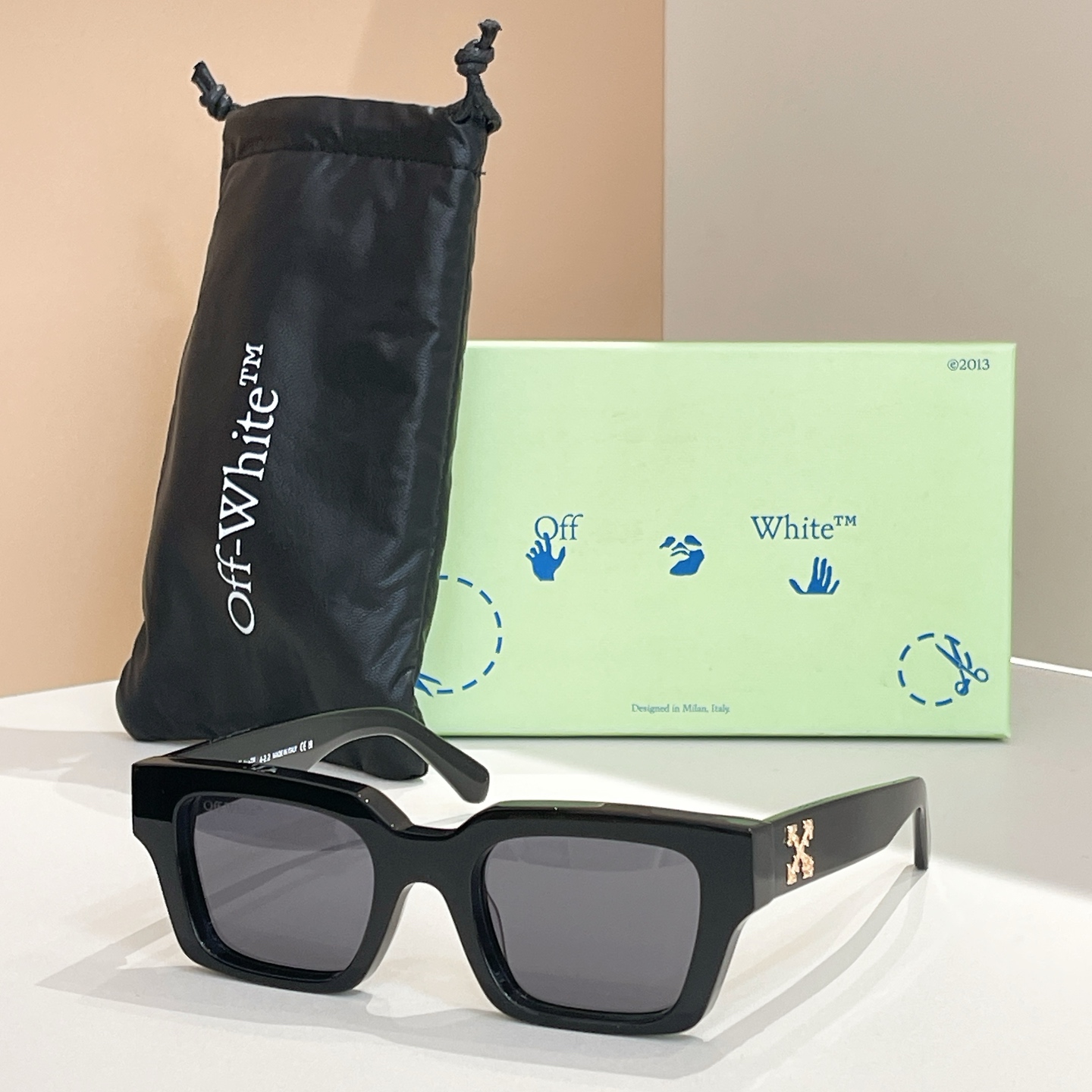 OFF WHITE🍂🍂🍂MODEL:OERI008🍂🍂🍂SIZE:50口22-145🍂🍂🍂