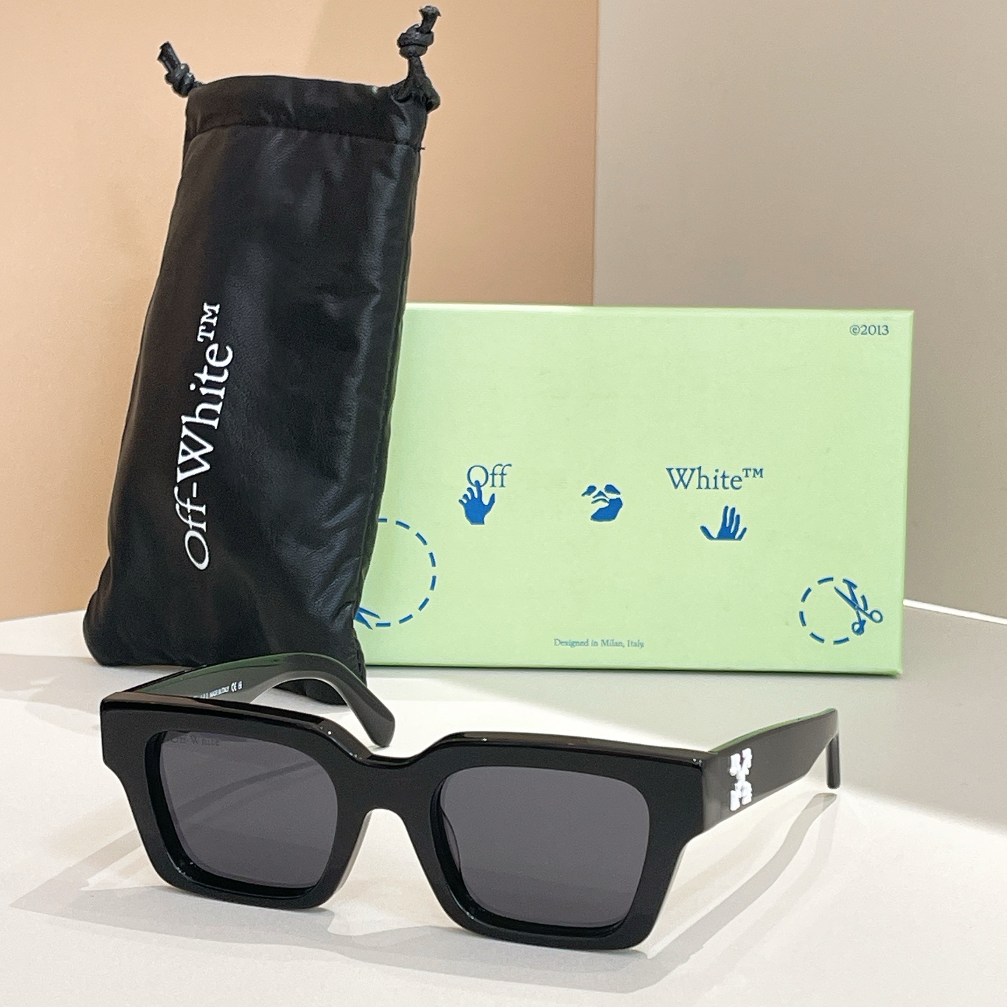 OFF WHITE🍂🍂🍂MODEL:OERI008🍂🍂🍂SIZE:50口22-145🍂🍂🍂