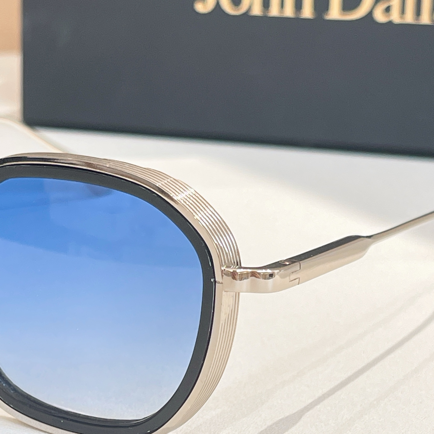 John Daila🌟🌟🌟MODEL: JOHNDALIALEO🌟🌟🌟SIZE: 51口22-145🌟🌟