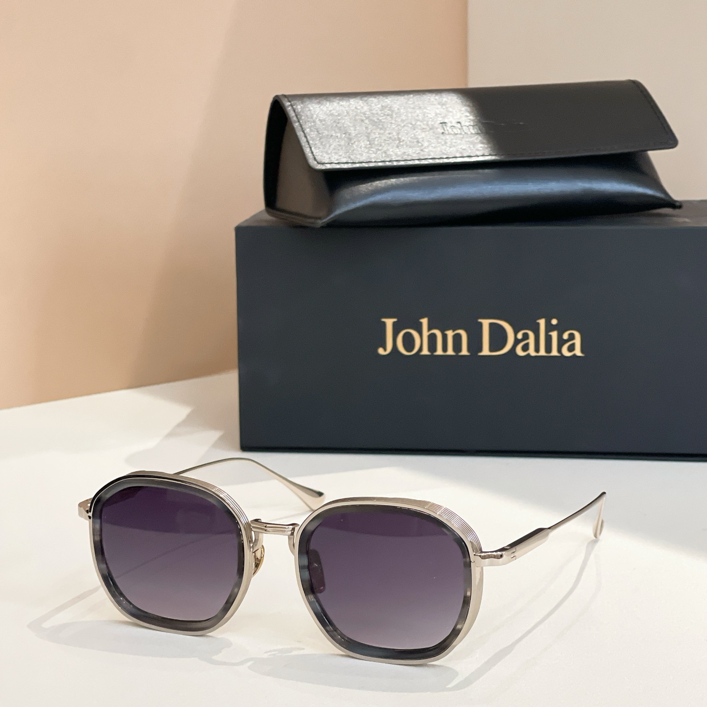 John Daila🌟🌟🌟MODEL: JOHNDALIALEO🌟🌟🌟SIZE: 51口22-145🌟🌟