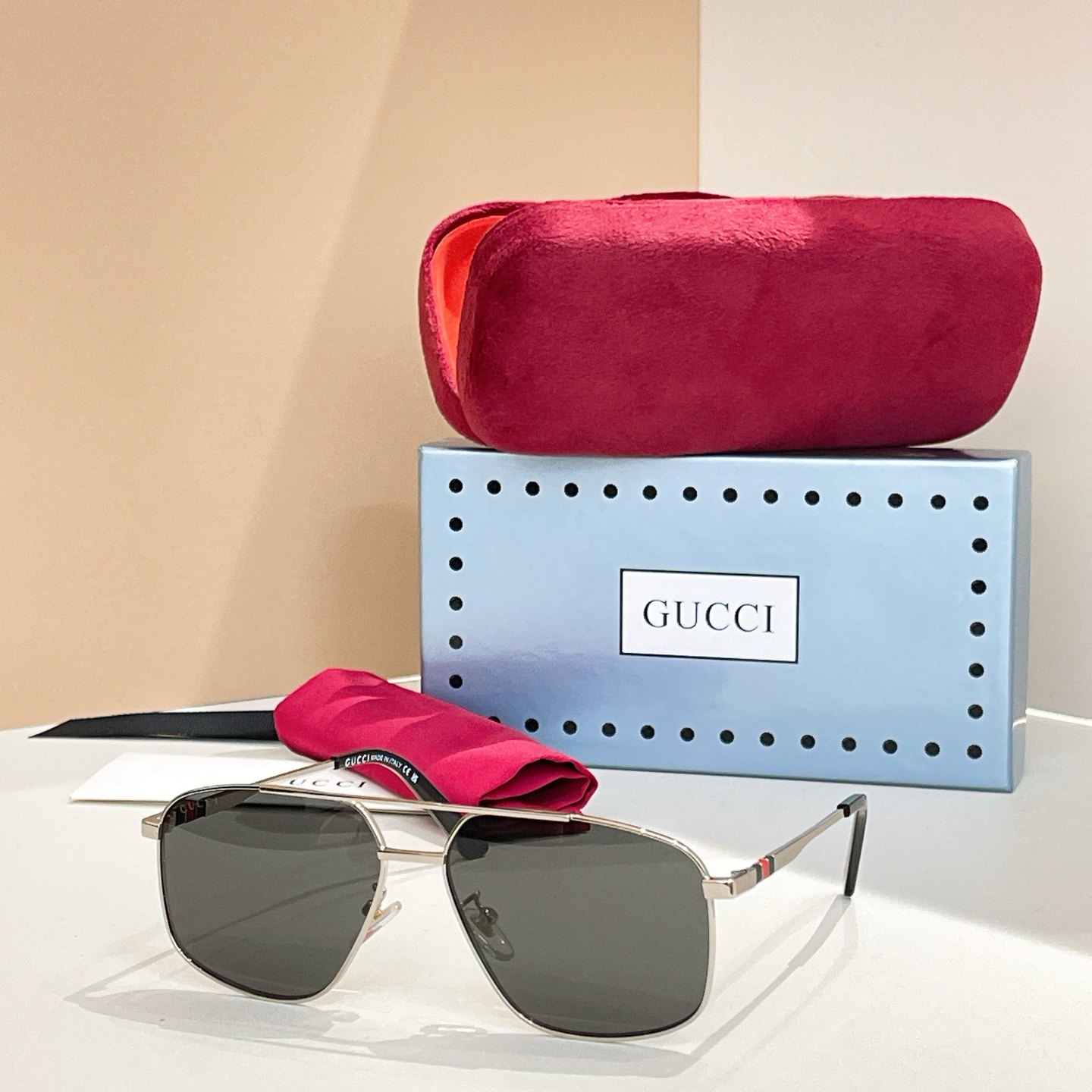 GUCC*🐝🐝🐝MODEL:GG1676S🐝🐝🐝SIZE:60口14-145🐝🐝🐝