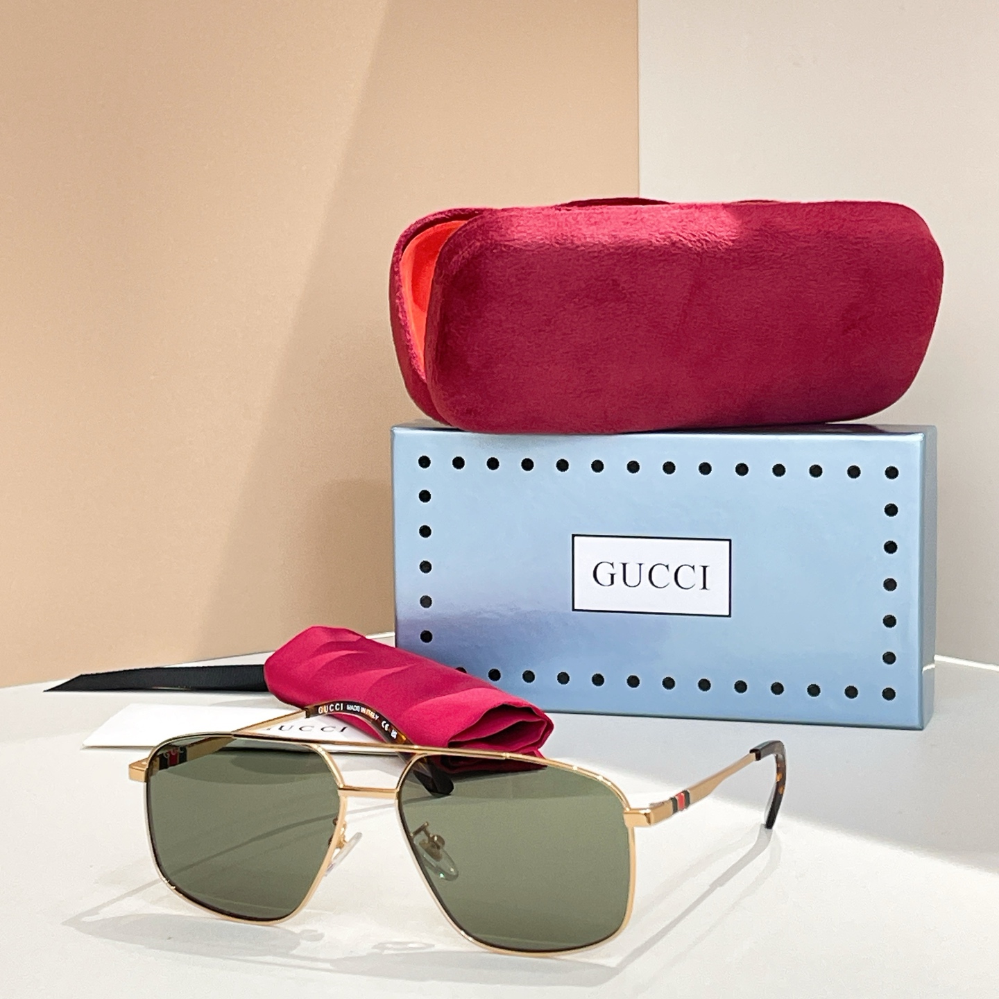 GUCC*🐝🐝🐝MODEL:GG1676S🐝🐝🐝SIZE:60口14-145🐝🐝🐝