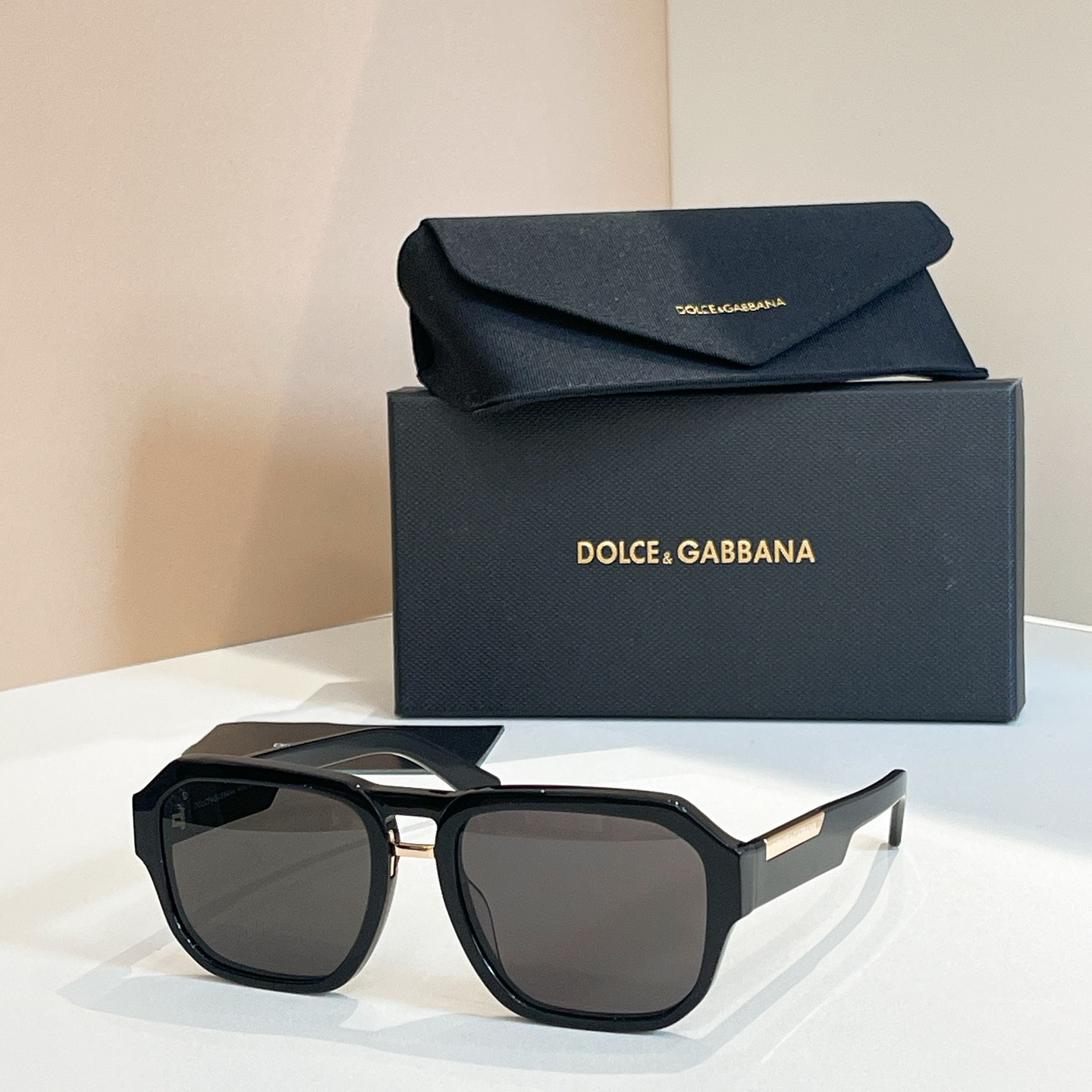 DOLCE & GABBAN*🌟🌟🌟MODEL：DG4464 🌟🌟🌟SIZE:55口20-145🌟🌟🌟