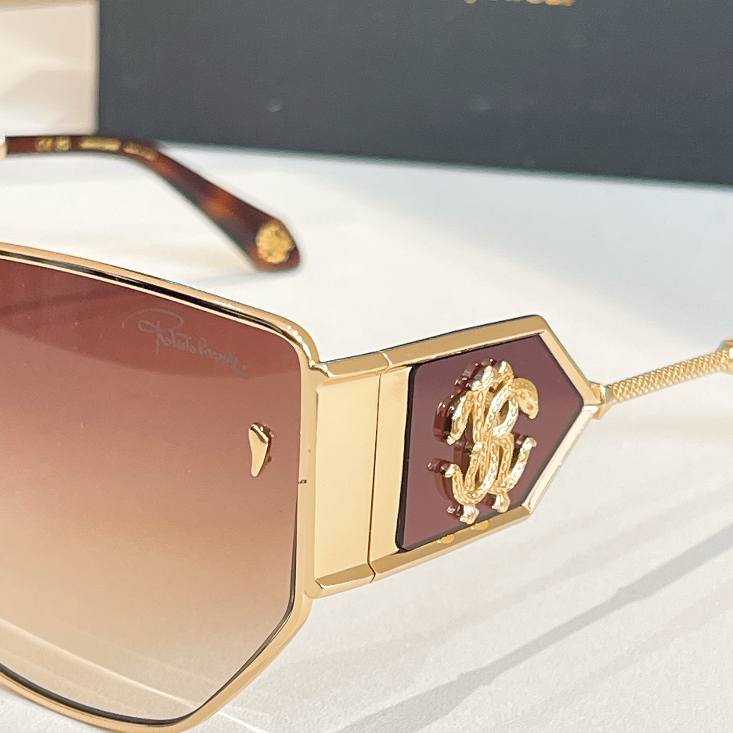 Roberto Cavalie*✨✨✨MODEL：SRC092 ✨✨✨ SIZE：64口13-140✨ 