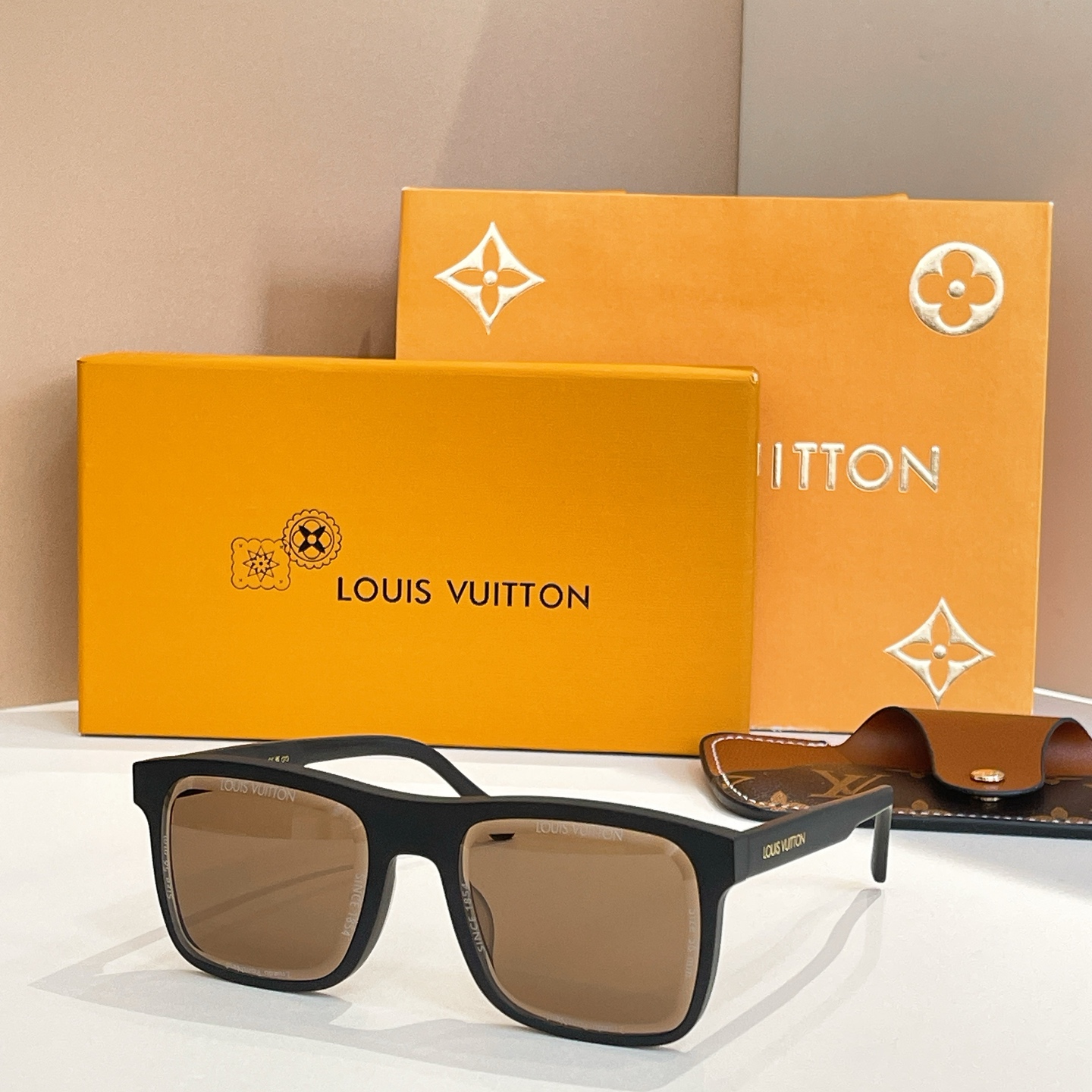 LOUIS VUITTO*🍁🍁🍁MODEL：Z2928U 🍁🍁🍁SIZE：56口16-145🍁🍁🍁