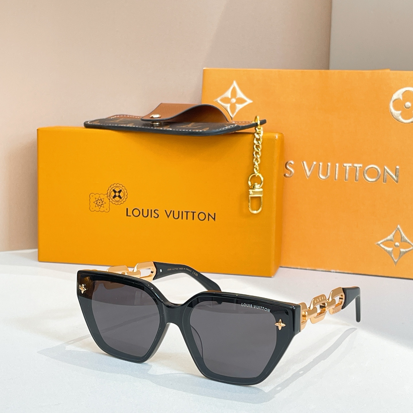 LOUIS VUITTO*🍁🍁🍁MODEL：Z2050U🍁🍁🍁SIZE：55口19-148🍁🍁🍁