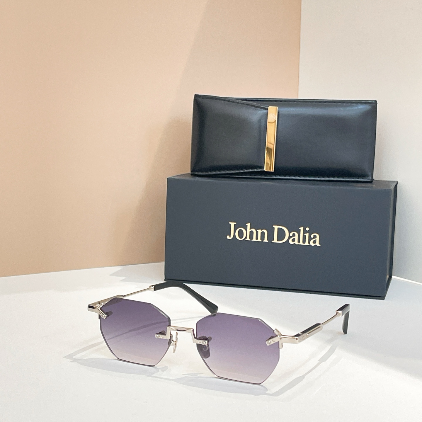 John Daila🌟🌟🌟MODEL: CURTIS🌟🌟🌟SIZE: 52口22-145🌟🌟🌟配送盒子～