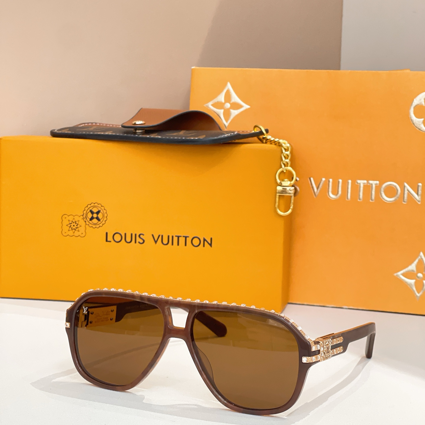 LOUIS VUITTO*🍁🍁🍁MODEL：Z2011U🍁🍁🍁SIZE：60口15-142🍁🍁🍁