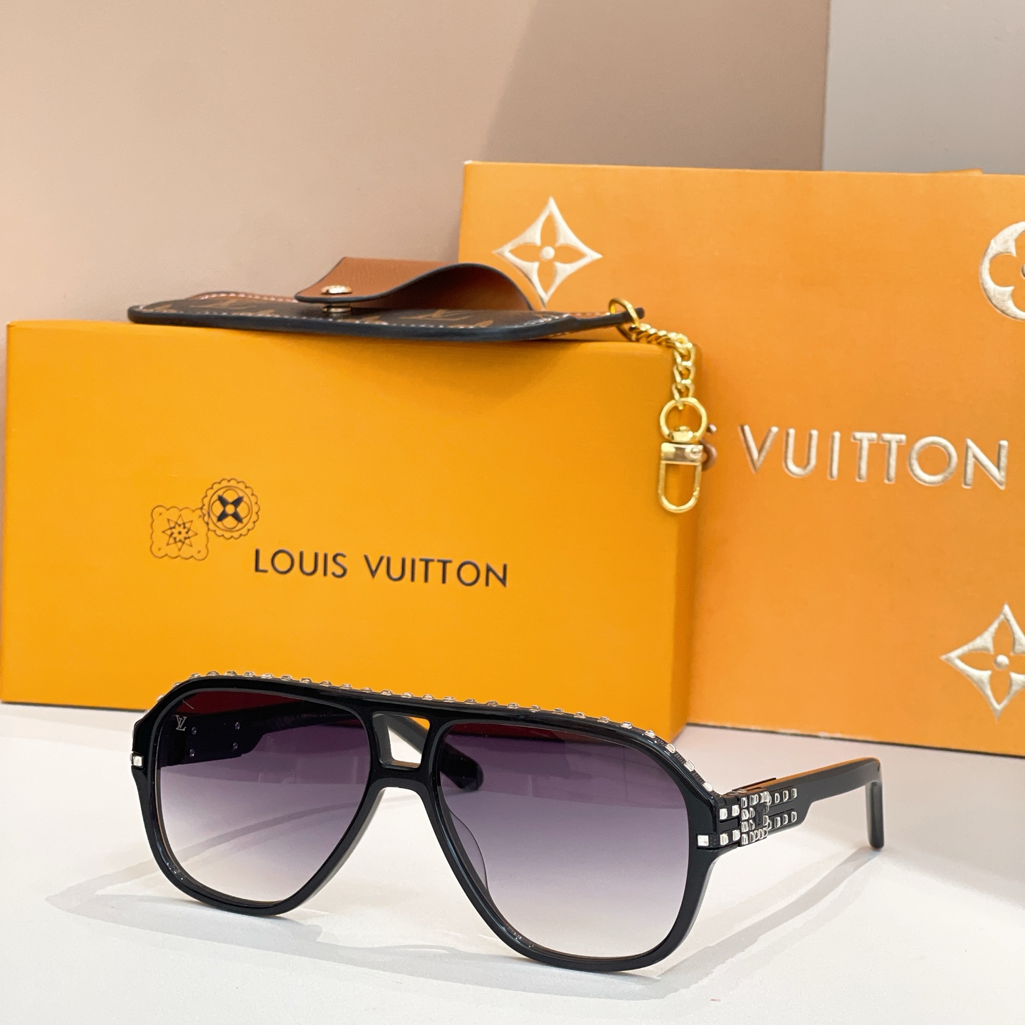 LOUIS VUITTO*🍁🍁🍁MODEL：Z2011U🍁🍁🍁SIZE：60口15-142🍁🍁🍁