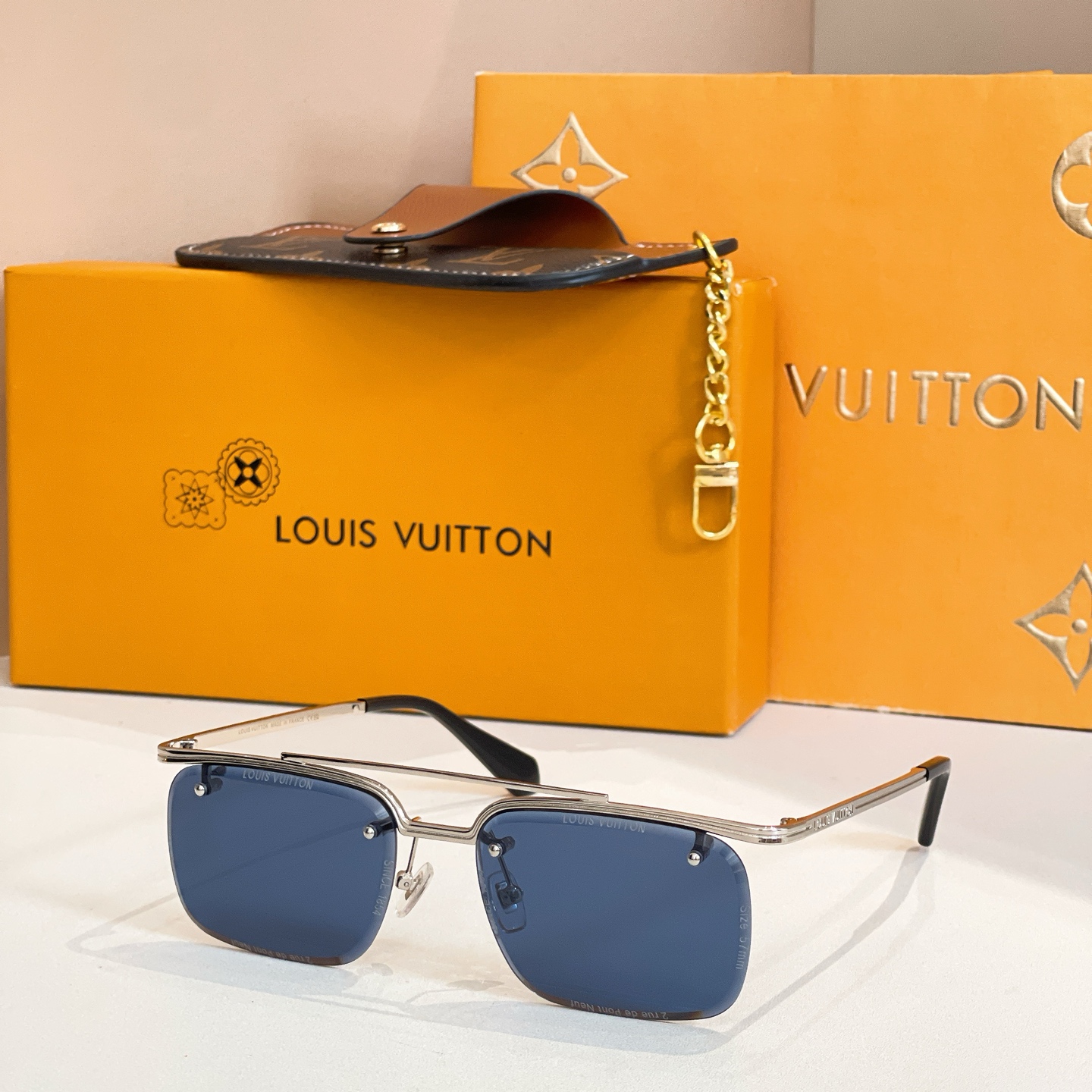 LOUIS VUITTO*✨✨✨MODEL：Z2060U✨✨✨ SIZE：57口18-145✨✨✨