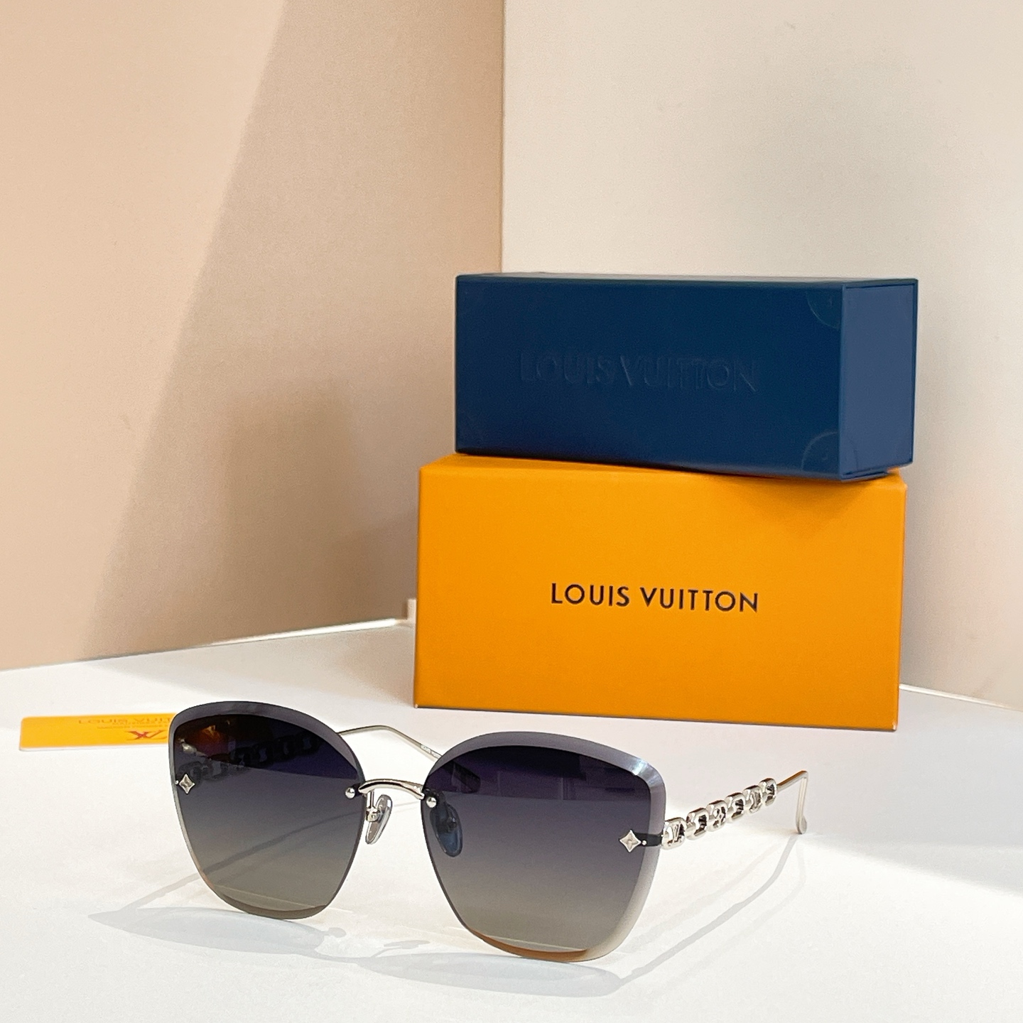 LOUIS VUITTO*✨✨✨MODEL：Z2665U✨✨✨ SIZE：61口15-140✨✨✨