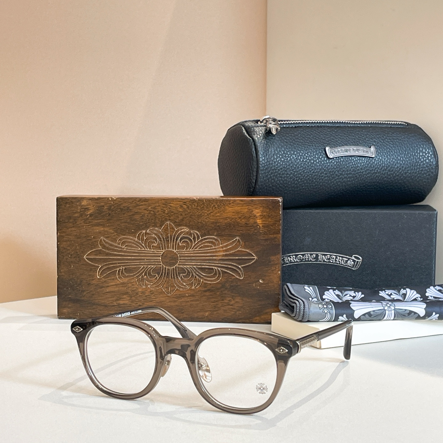 CHROME HEART*⚜️⚜️⚜️MODEL:CRYS⚜️⚜️⚜️SIZE: 48口24-149⚜️