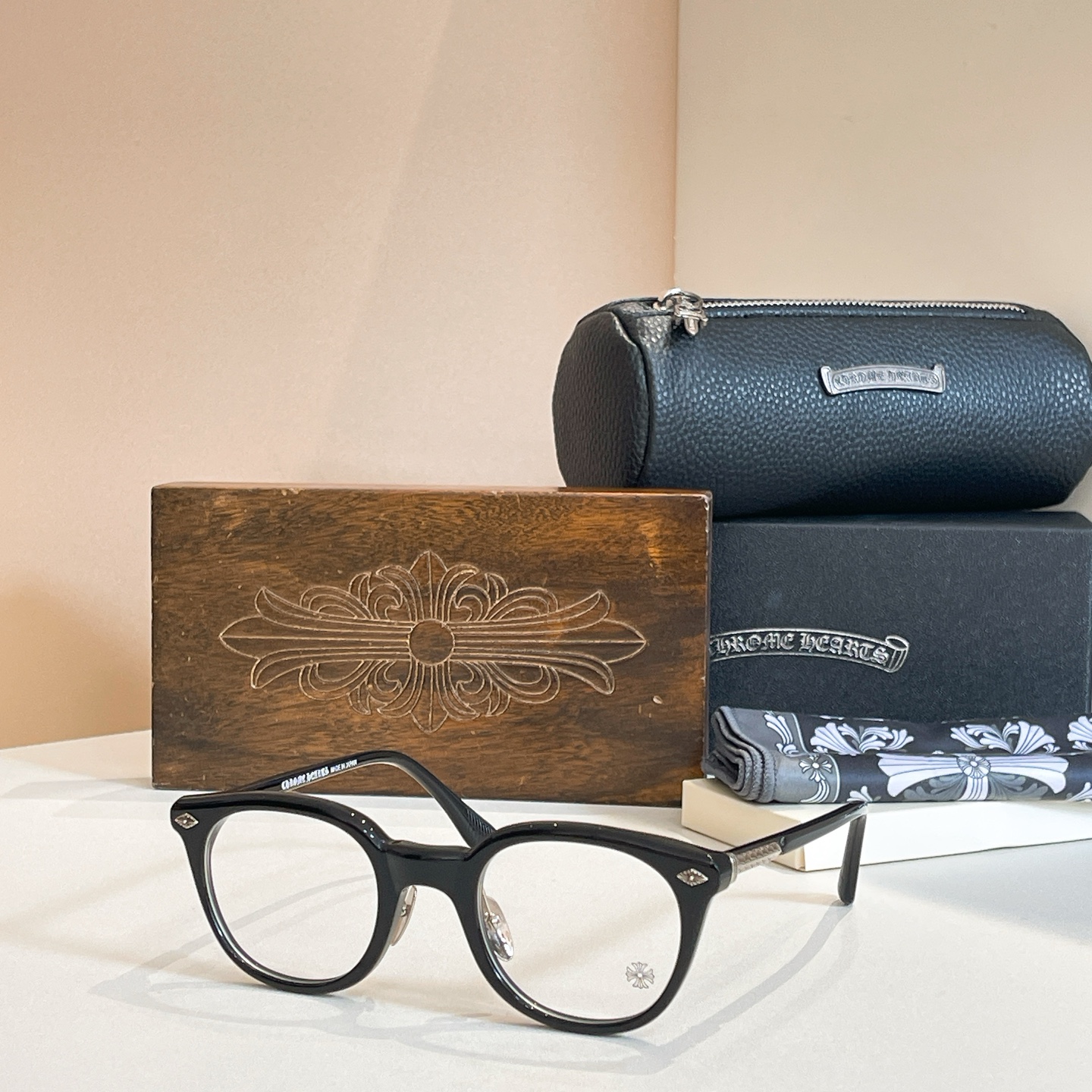 CHROME HEART*⚜️⚜️⚜️MODEL:CRYS⚜️⚜️⚜️SIZE: 48口24-149⚜️