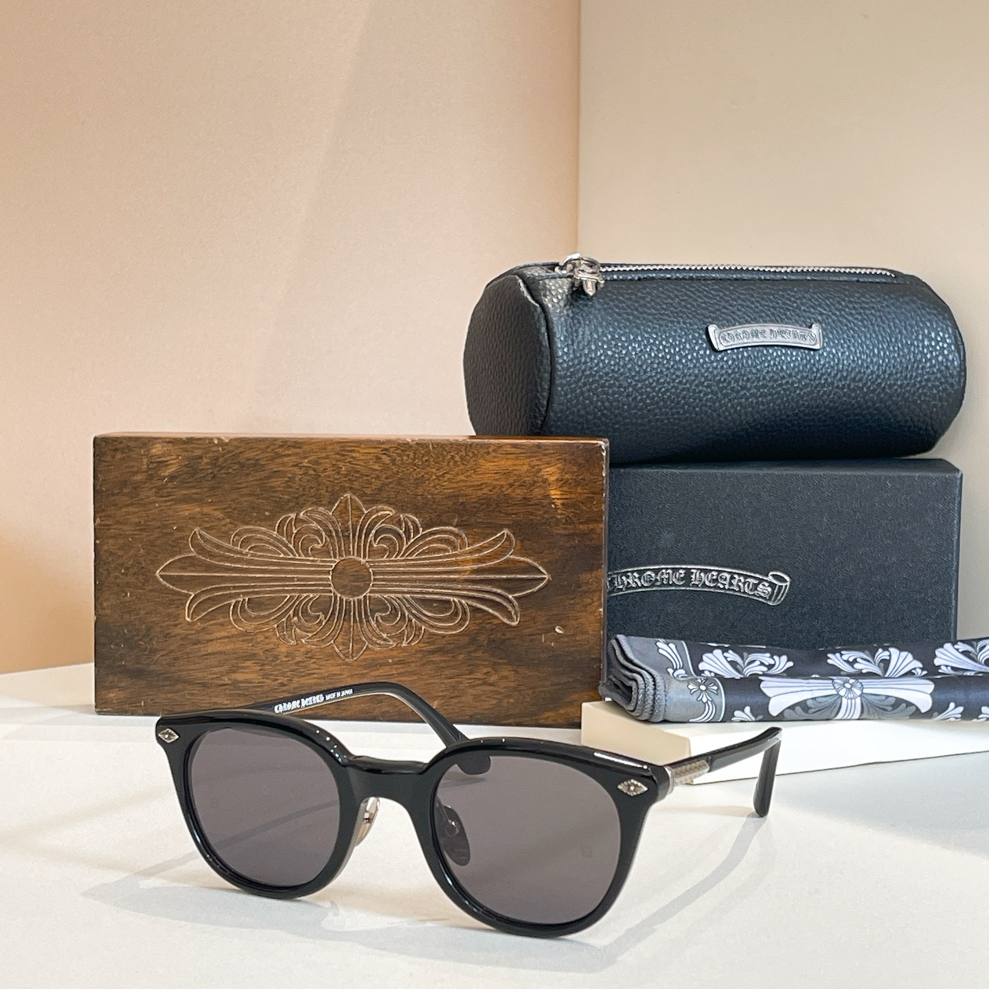 CHROME HEART*⚜️⚜️⚜️MODEL:CRYS⚜️⚜️⚜️SIZE: 48口24-149⚜️