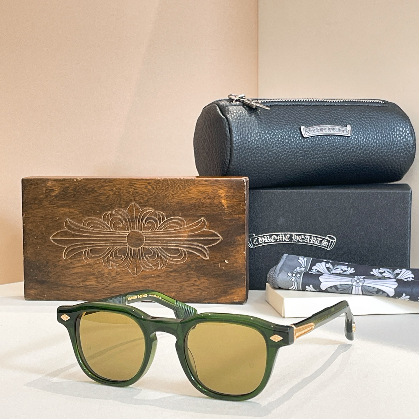 CHROME HEART*⚜️⚜️⚜️MODEL:CHIRPCHIRP⚜️⚜️⚜️SIZE: 50口22