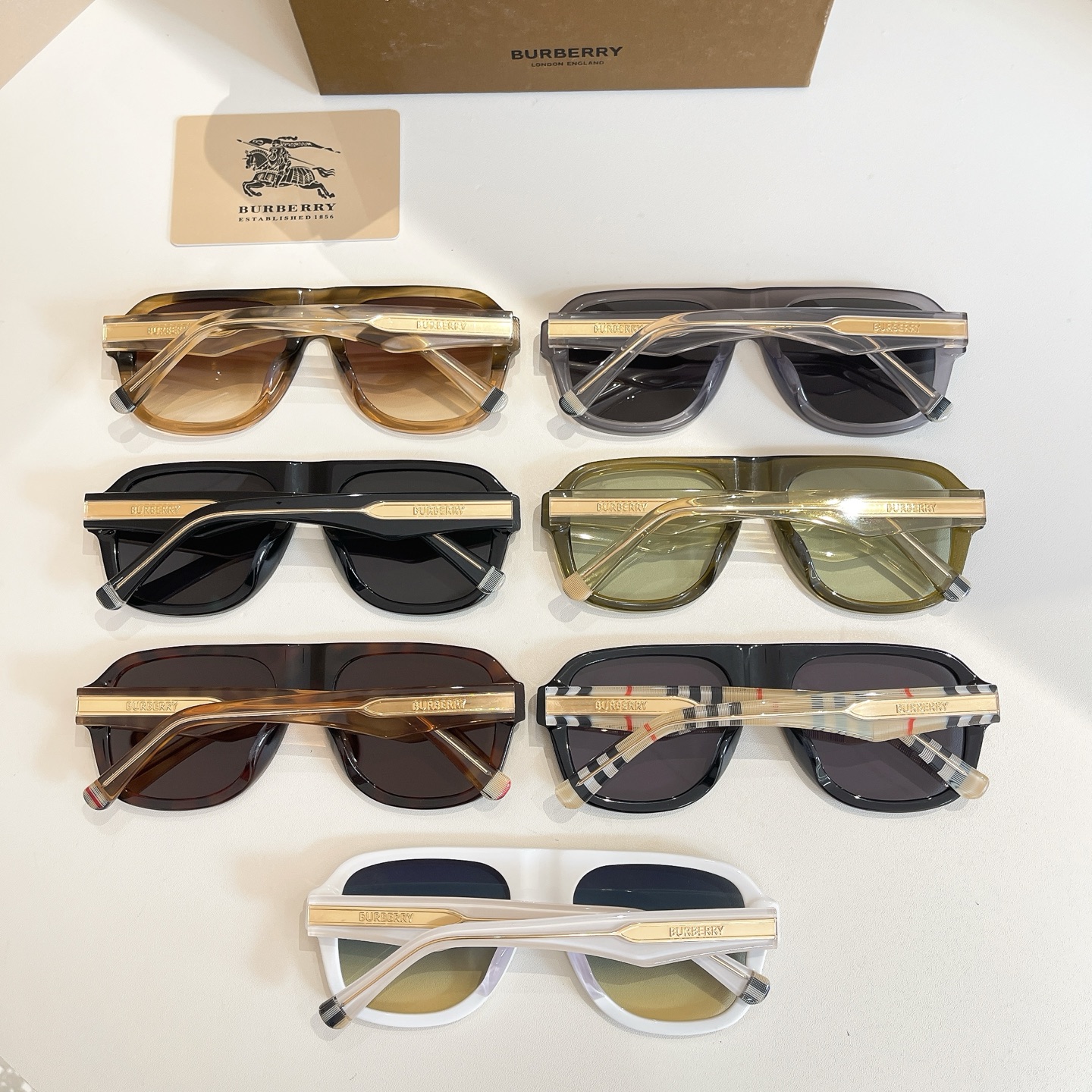 BURBERR*🍁🍁🍁MODEL：B 5886🍁🍁🍁SIZE：56口19-145🍁🍁🍁