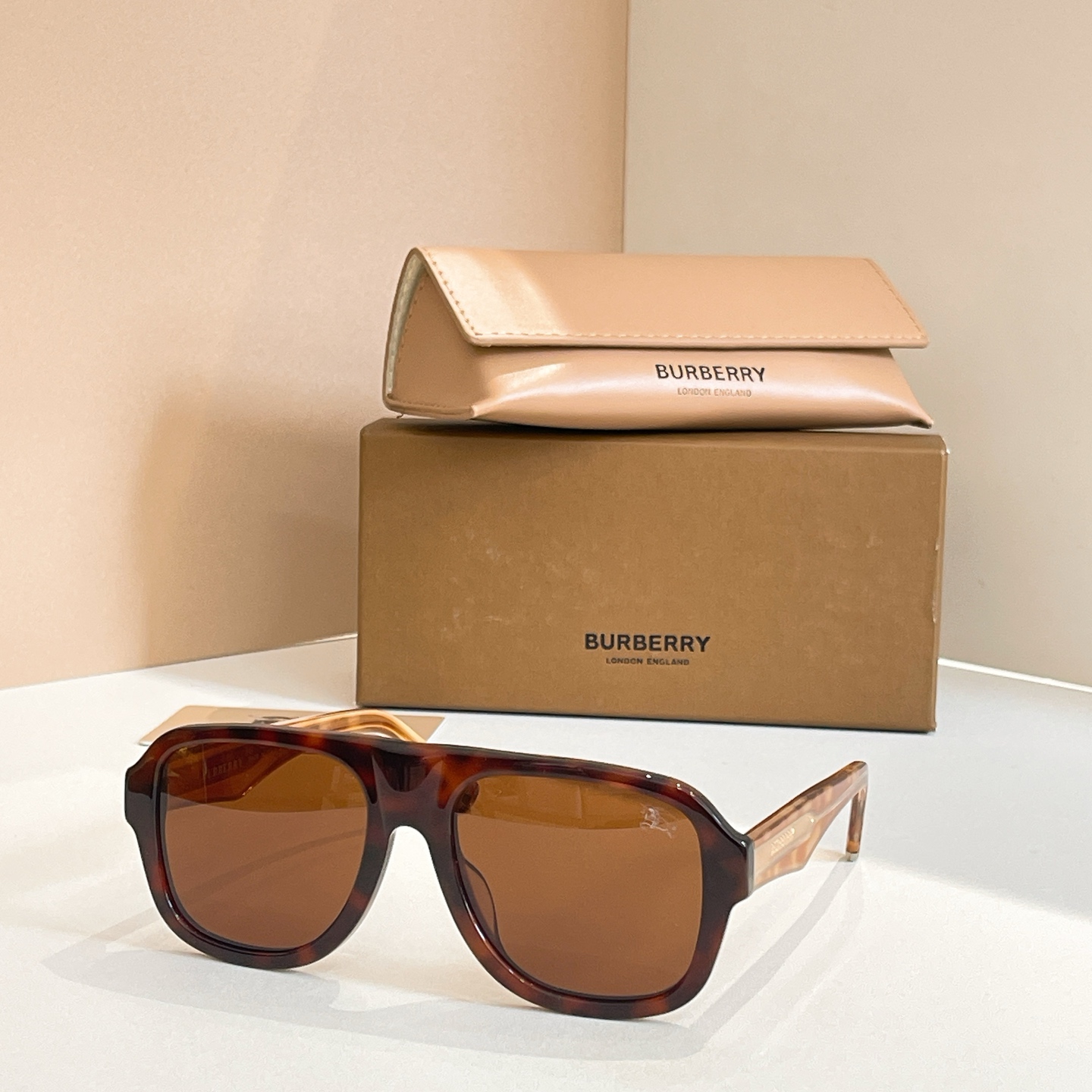 BURBERR*🍁🍁🍁MODEL：B 5886🍁🍁🍁SIZE：56口19-145🍁🍁🍁