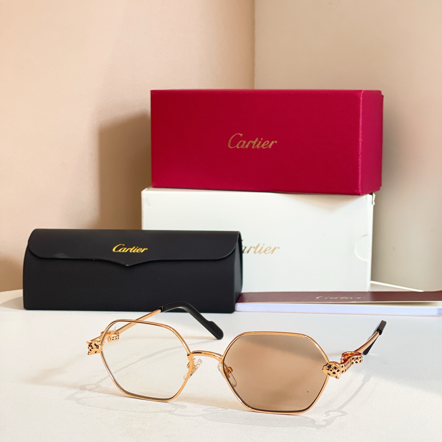 Cartie*✨✨✨MODEL：CT0754S✨✨✨SIZE: 143✨✨✨太阳镜，变色片