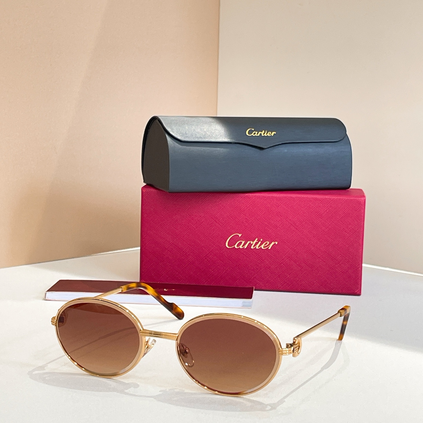 Cartie*✨✨✨MODEL：CT0628S✨✨✨SIZE: 145✨✨✨太阳镜，变色片