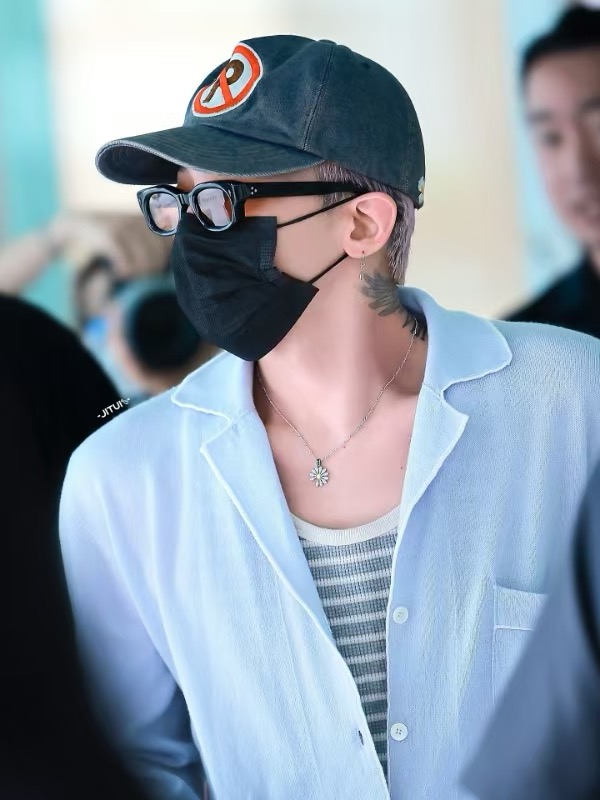 JACQUES MARIE MAG🌟🌟🌟 MODEL：WHISKEYCLONE🌟🌟🌟SIZE:48口25