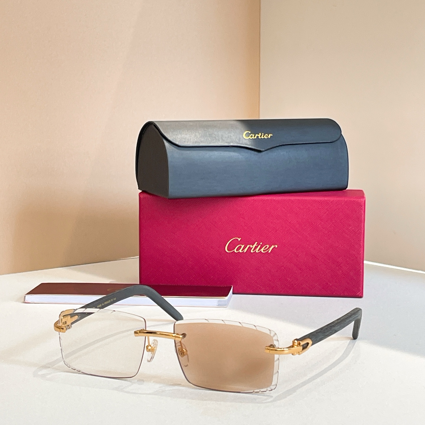 Cartie*✨✨✨MODEL：CT0243S✨✨✨SIZE: 59口16-145✨✨✨太阳镜，变色片