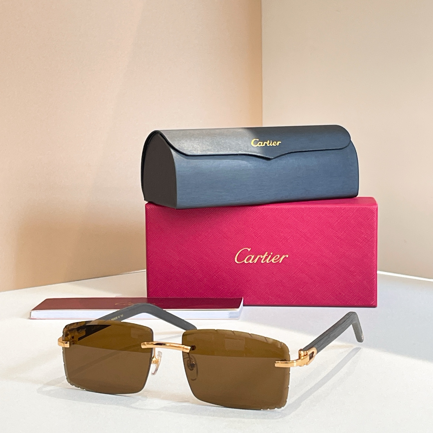￼ Cartie*✨✨✨MODEL：CT0243S✨✨✨SIZE: 59口16-145✨✨✨太阳镜，变色