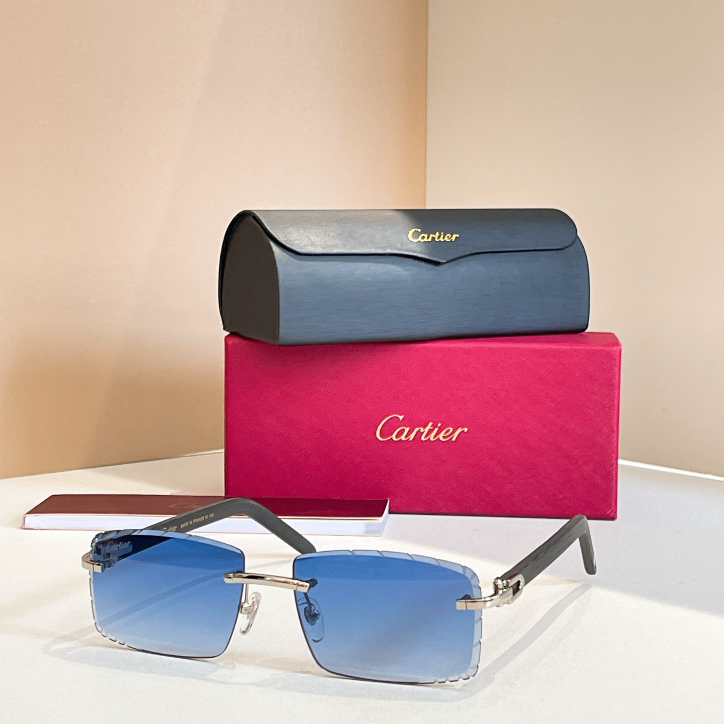 ￼ Cartie*✨✨✨MODEL：CT0243S✨✨✨SIZE: 59口16-145✨✨✨太阳镜，变色