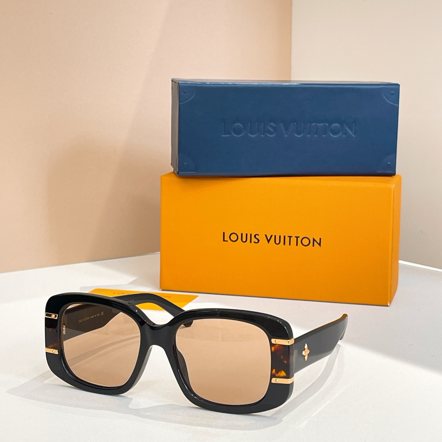 LOUIS VUITTO*✨✨✨MODEL：Z2968W✨✨✨ SIZE：53口18-145✨✨✨