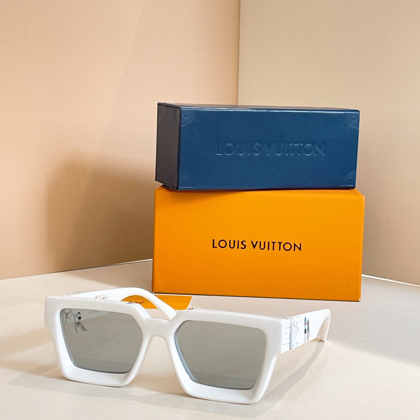 LOUIS VUITTO*✨✨✨MODEL：M96006✨✨✨ SIZE：56口17✨✨✨