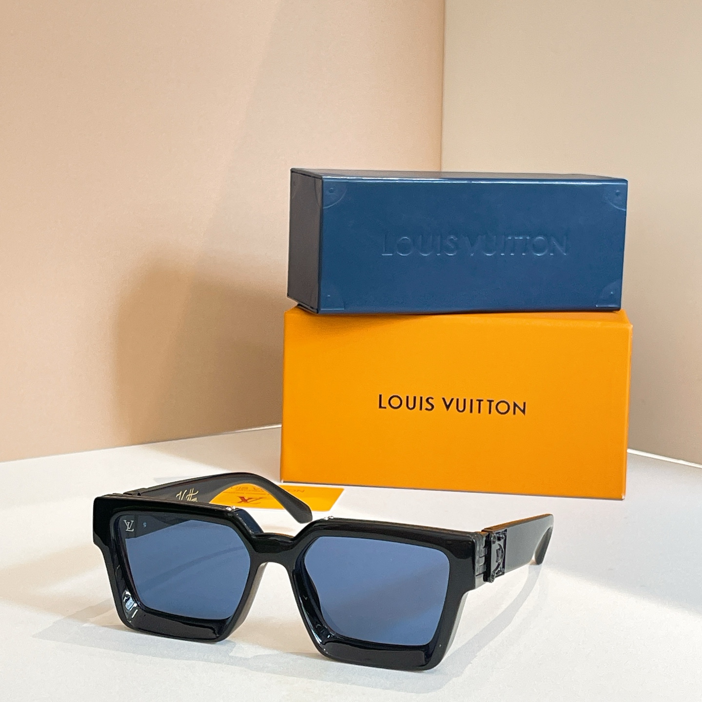 LOUIS VUITTO*✨✨✨MODEL：M96006✨✨✨ SIZE：56口17✨✨✨