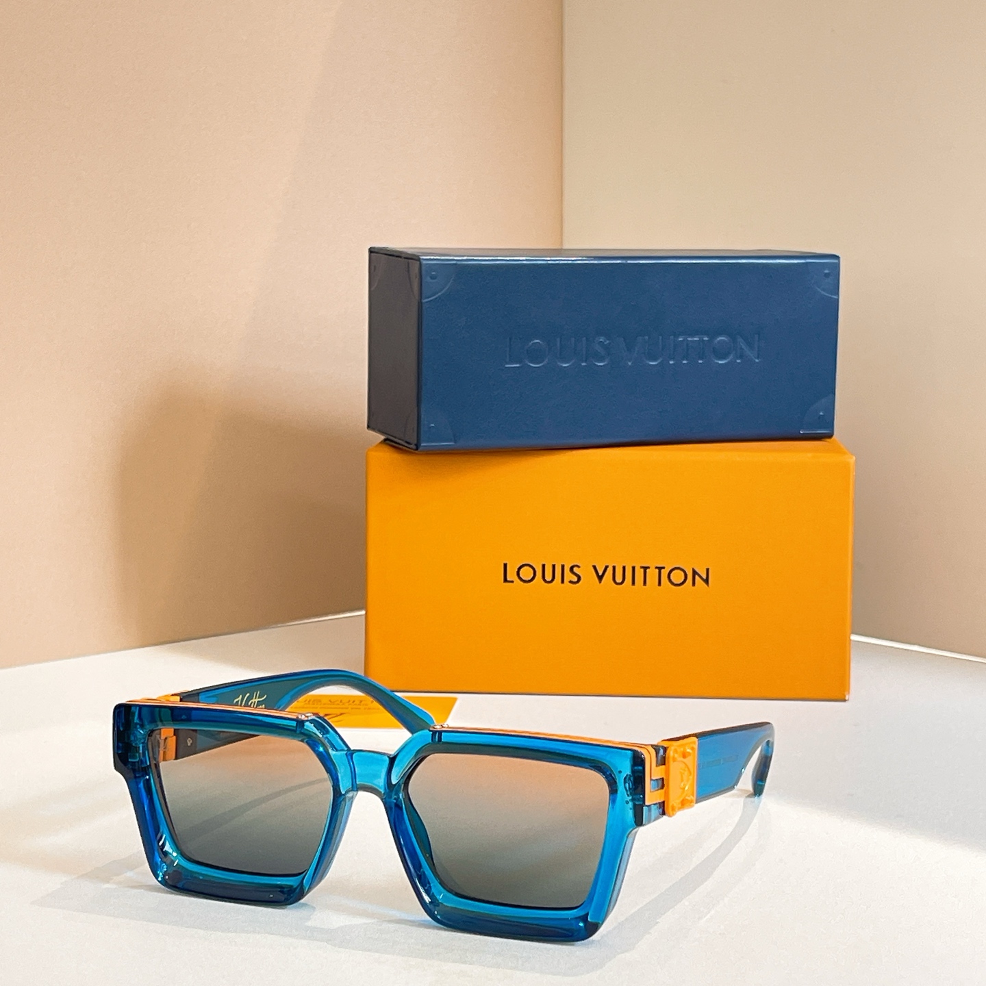 LOUIS VUITTO*✨✨✨MODEL：M96006✨✨✨ SIZE：56口17✨✨✨