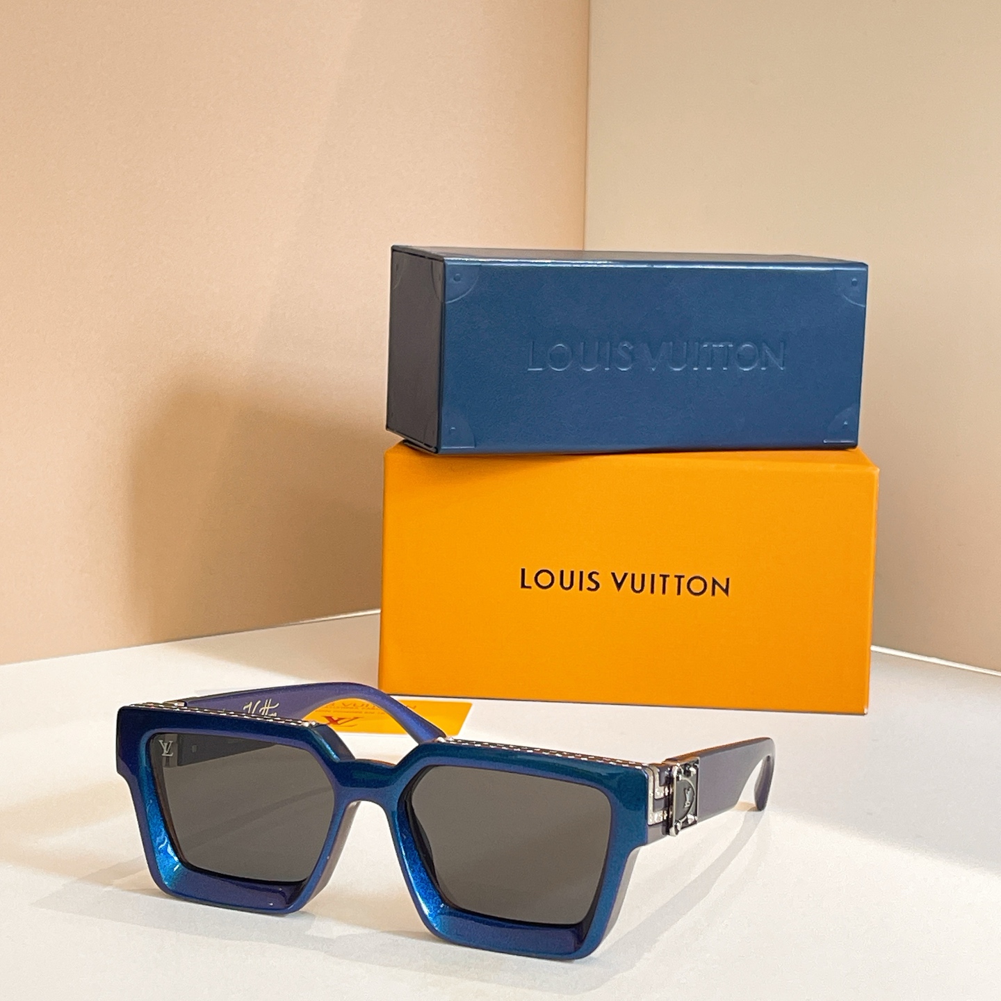 LOUIS VUITTO*✨✨✨MODEL：M96006✨✨✨ SIZE：56口17✨✨✨