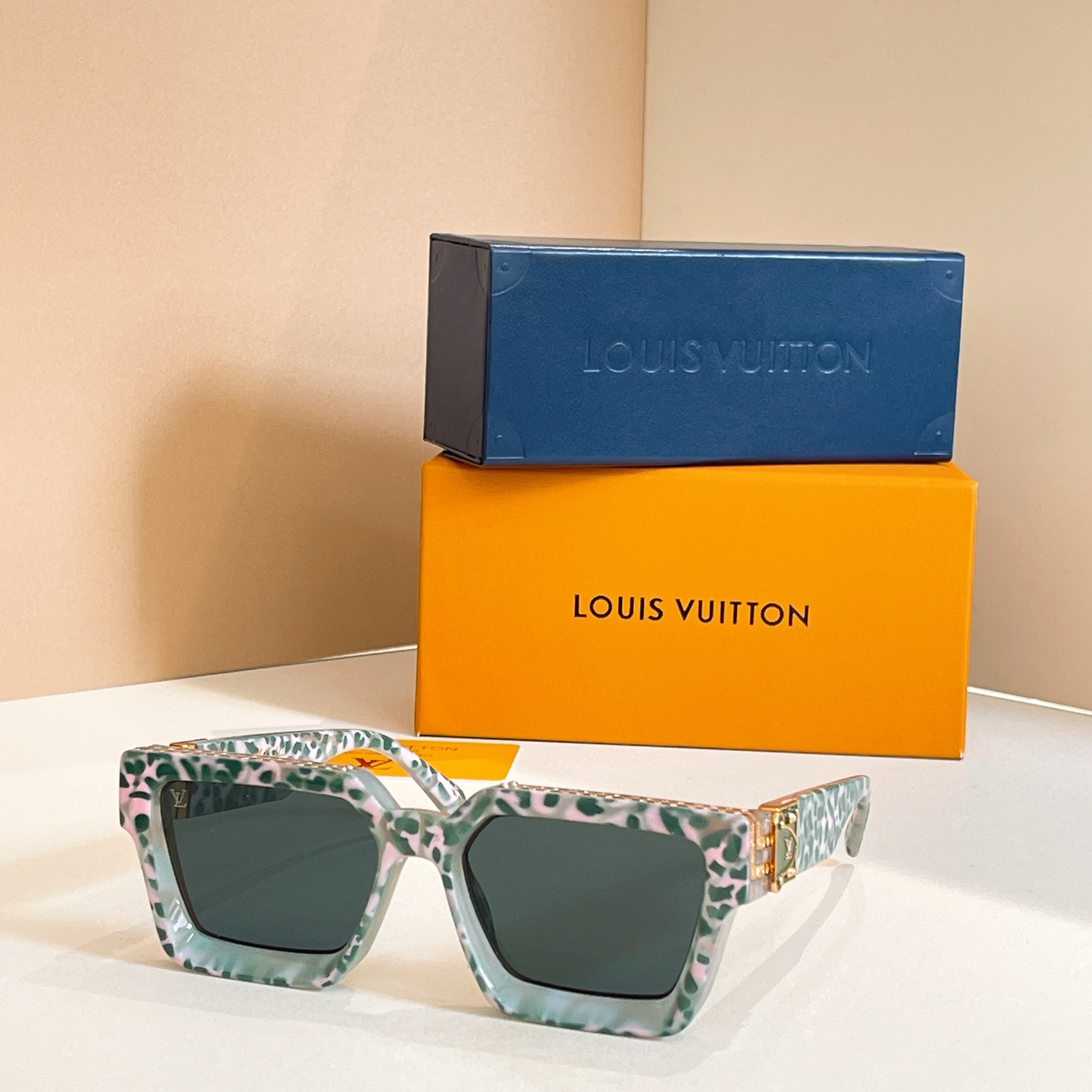 LOUIS VUITTO*✨✨✨MODEL：M96006✨✨✨ SIZE：56口17✨✨✨