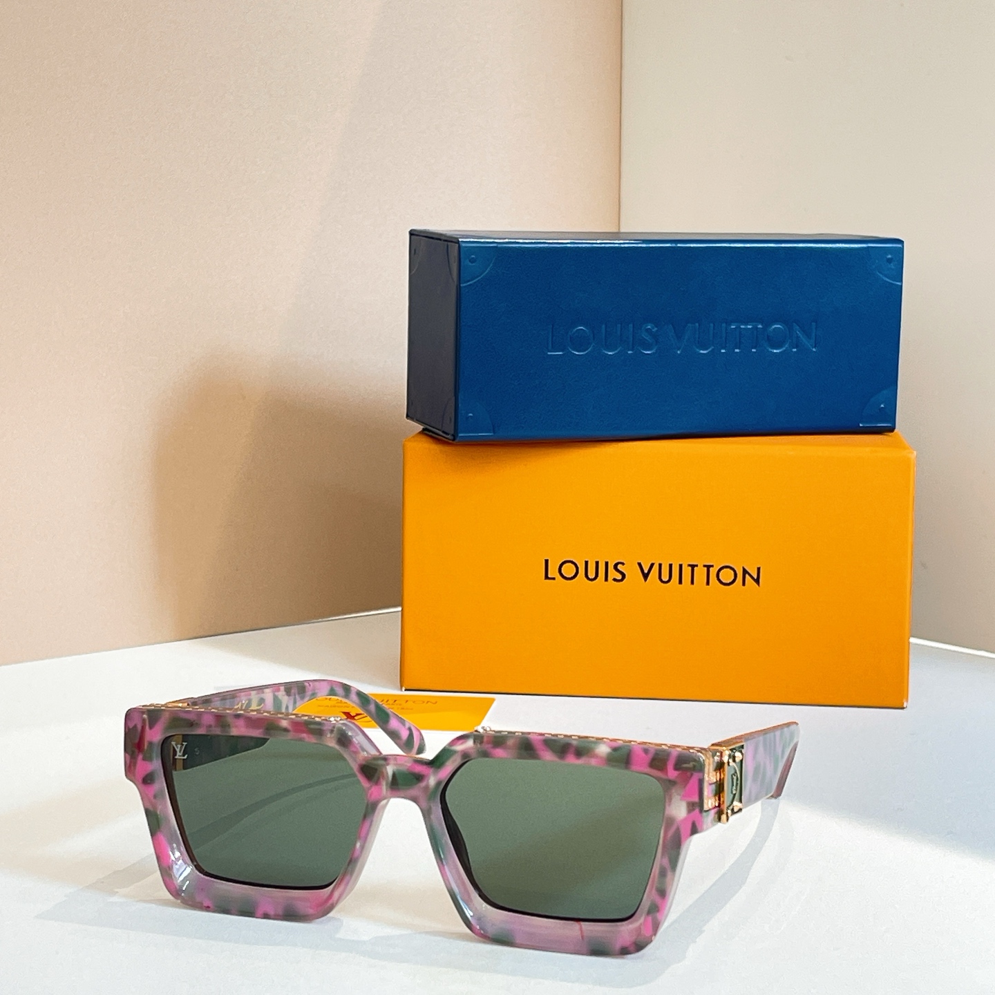 LOUIS VUITTO*✨✨✨MODEL：M96006✨✨✨ SIZE：56口17✨✨✨