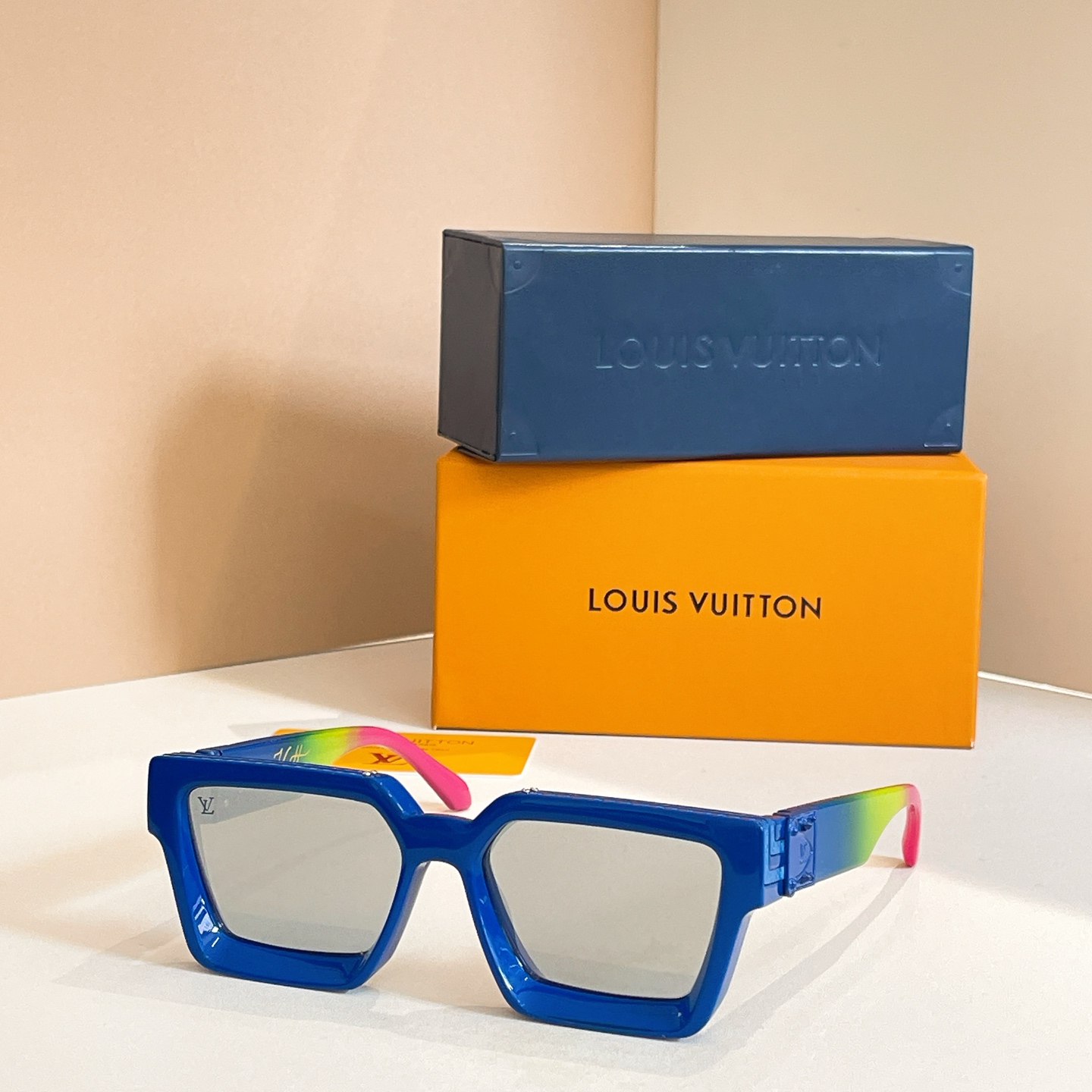 LOUIS VUITTO*✨✨✨MODEL：M96006✨✨✨ SIZE：56口17✨✨✨