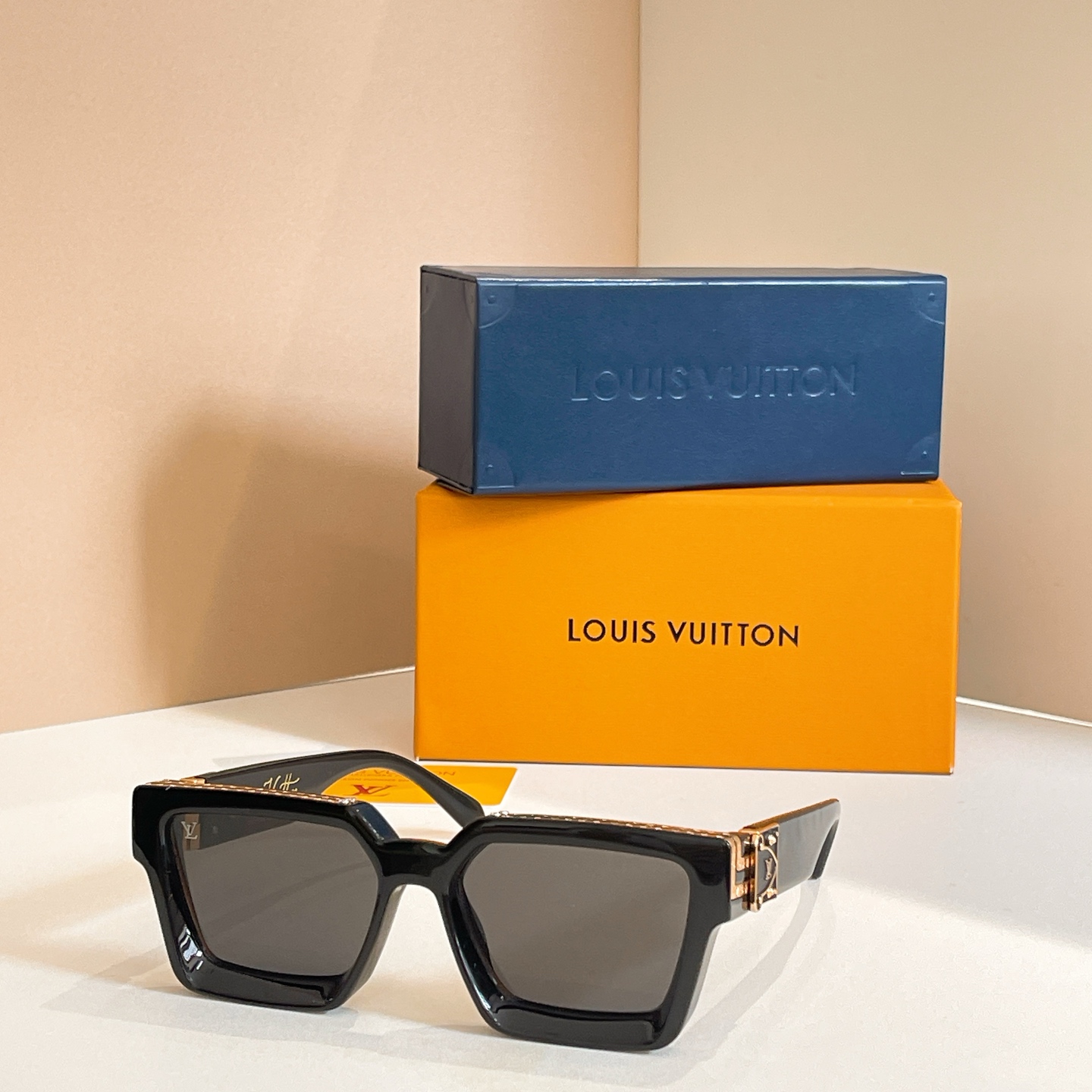 LOUIS VUITTO*✨✨✨MODEL：M96006✨✨✨ SIZE：56口17✨✨✨