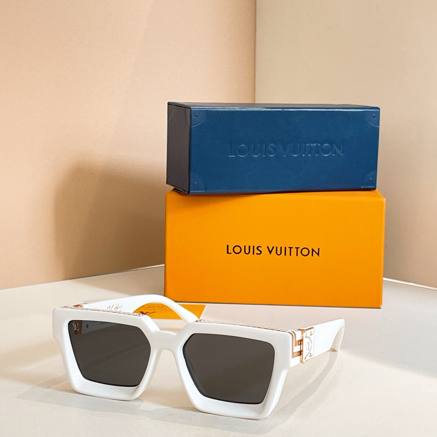 LOUIS VUITTO*✨✨✨MODEL：M96006✨✨✨ SIZE：56口17✨✨✨