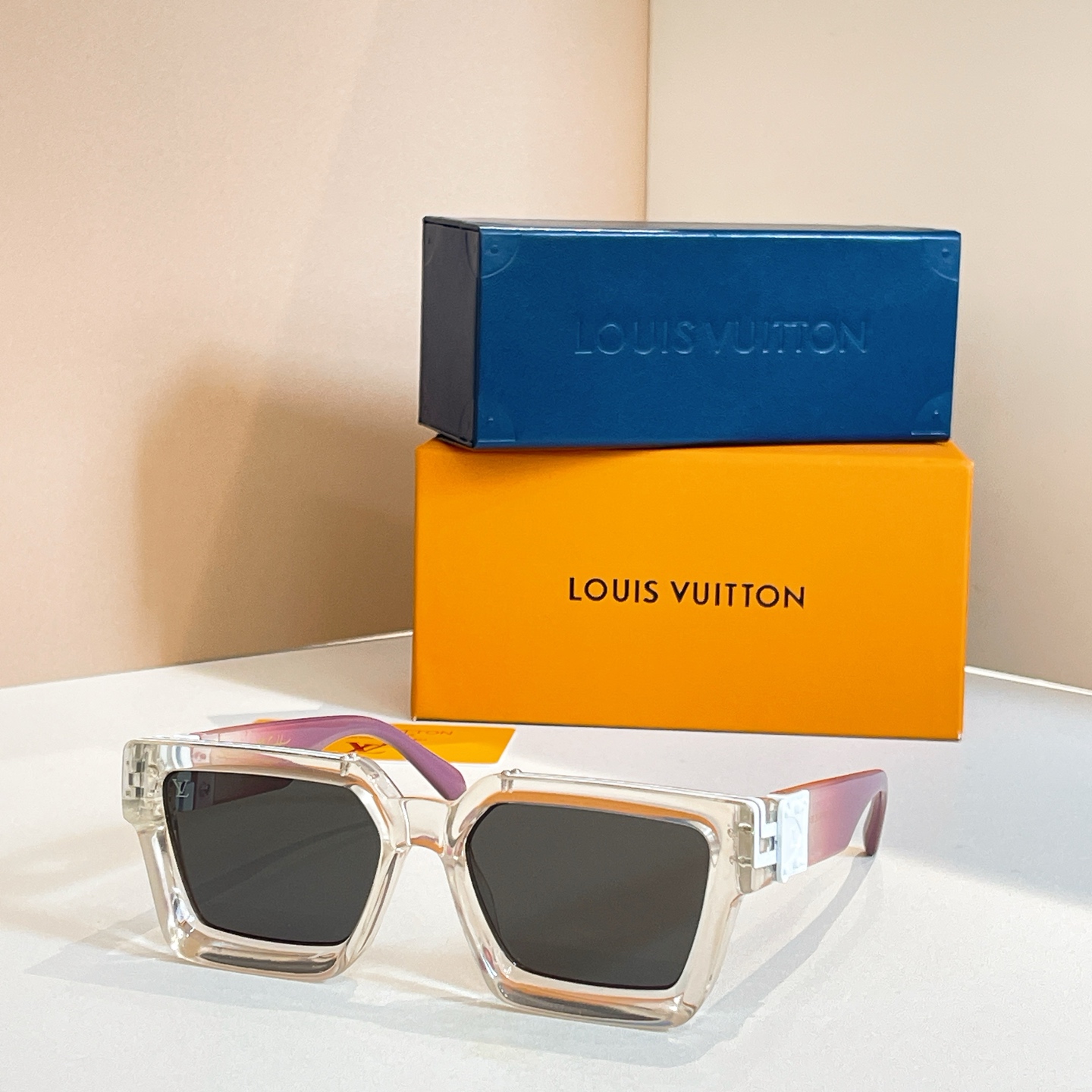 LOUIS VUITTO*✨✨✨MODEL：M96006✨✨✨ SIZE：56口17✨✨✨