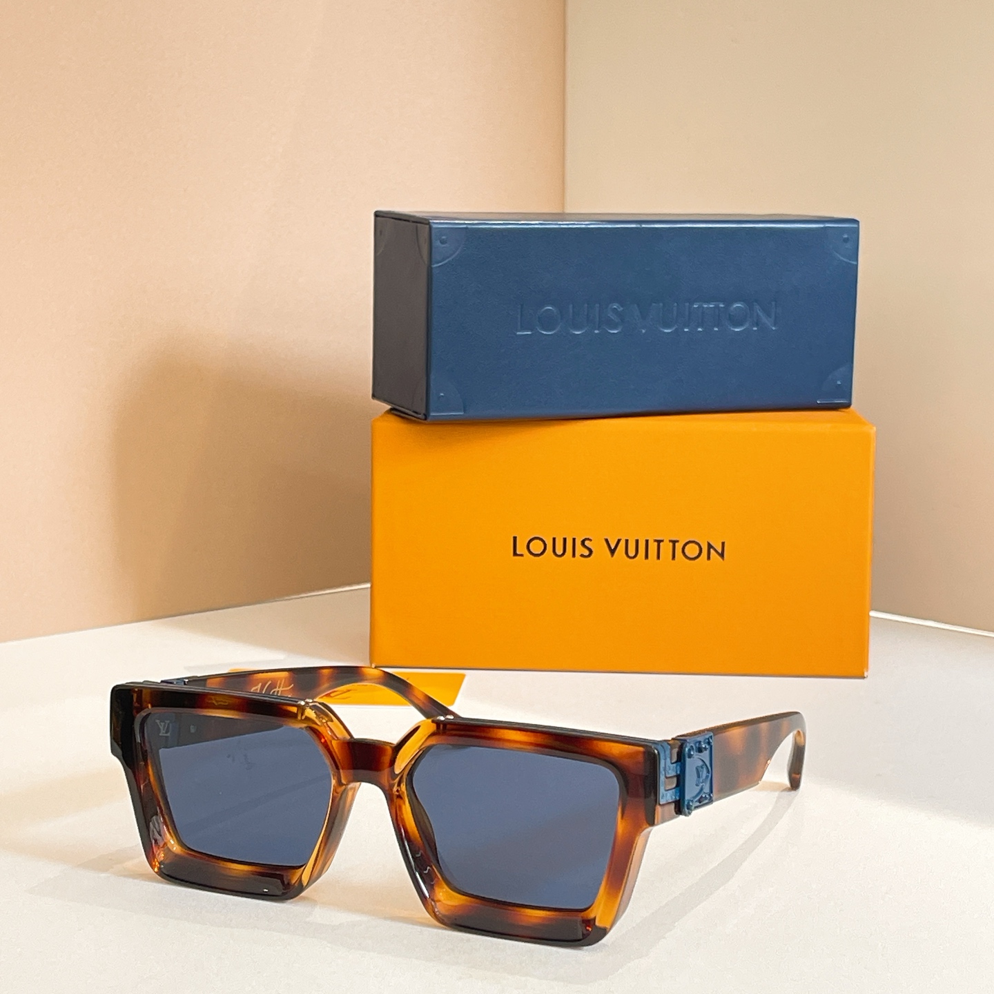 LOUIS VUITTO*✨✨✨MODEL：M96006✨✨✨ SIZE：56口17✨✨✨