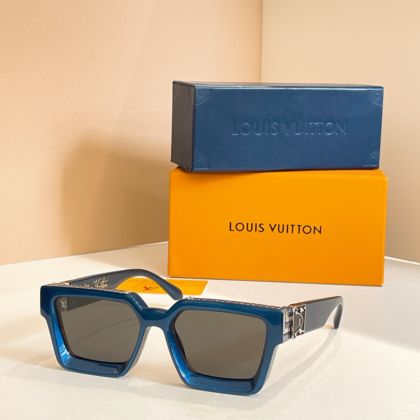 LOUIS VUITTO*✨✨✨MODEL：M96006✨✨✨ SIZE：56口17✨✨✨