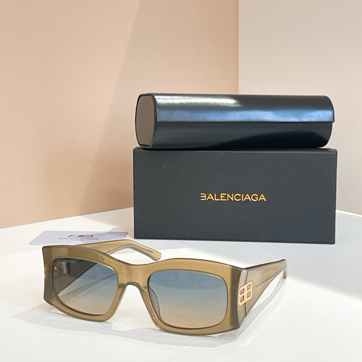 DOLCE & GABBAN*🌟🌟🌟MODEL：DG🌟🌟🌟SIZE:57口22-140🌟🌟🌟