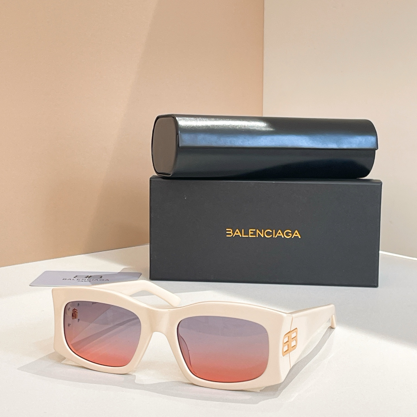 DOLCE & GABBAN*🌟🌟🌟MODEL：DG🌟🌟🌟SIZE:57口22-140🌟🌟🌟