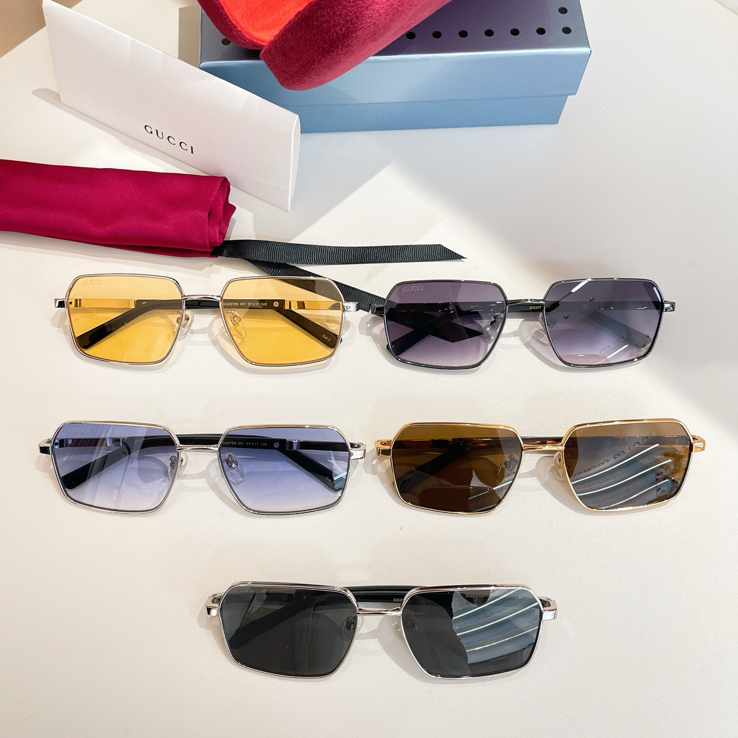 GUCC*✨✨MODEL：GG2079S✨✨✨ SIZE：57口17-145✨✨ ✨