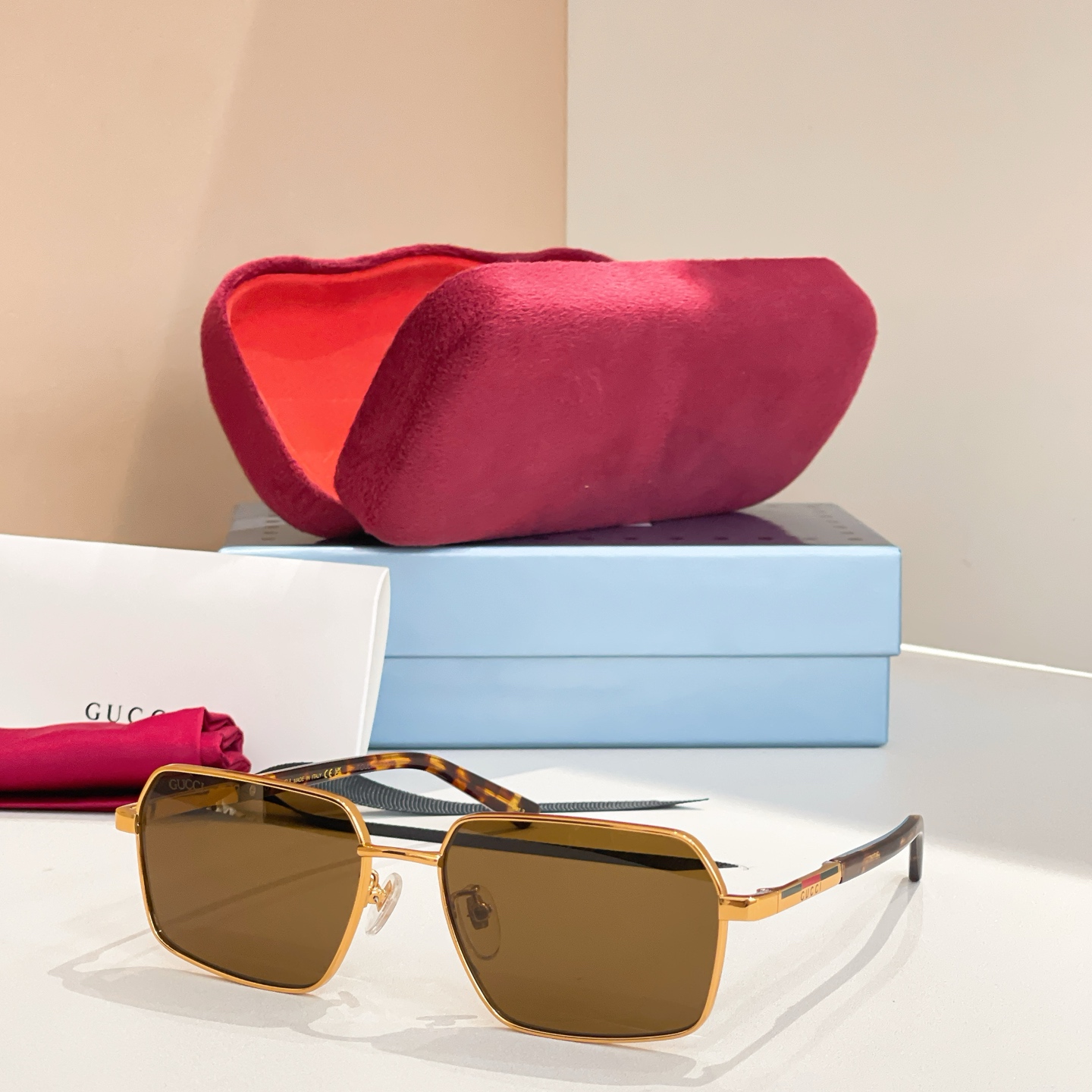 GUCC*✨✨MODEL：GG2079S✨✨✨ SIZE：57口17-145✨✨ ✨