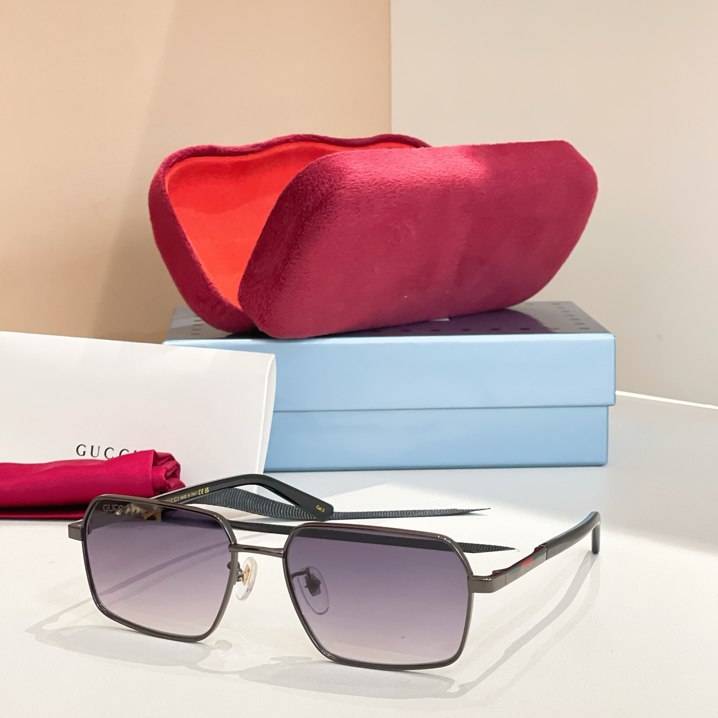 GUCC*✨✨MODEL：GG2079S✨✨✨ SIZE：57口17-145✨✨ ✨