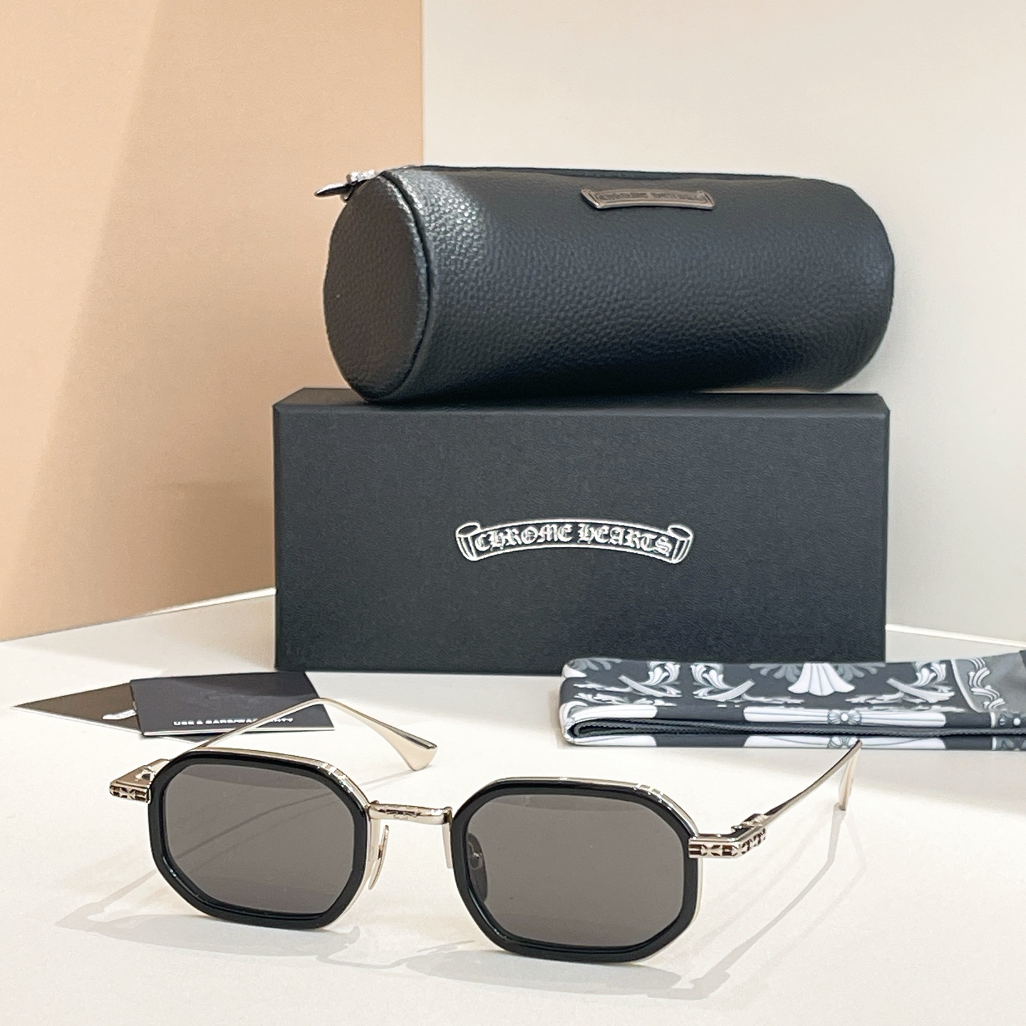 CHROME HEART*⚜️⚜️⚜️MODEL:STYLIDA⚜️⚜️⚜️SIZE: 49口24-14