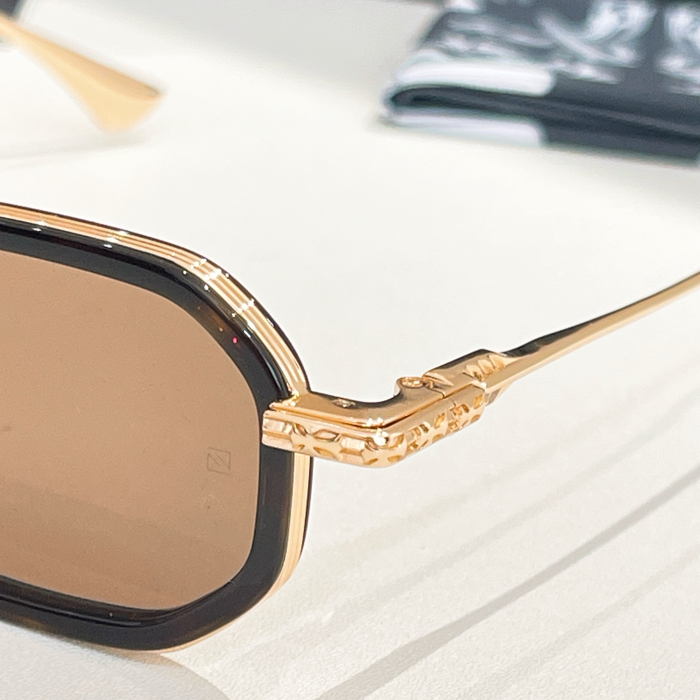 CHROME HEART*⚜️⚜️⚜️MODEL:STYLIDA⚜️⚜️⚜️SIZE: 49口24-14