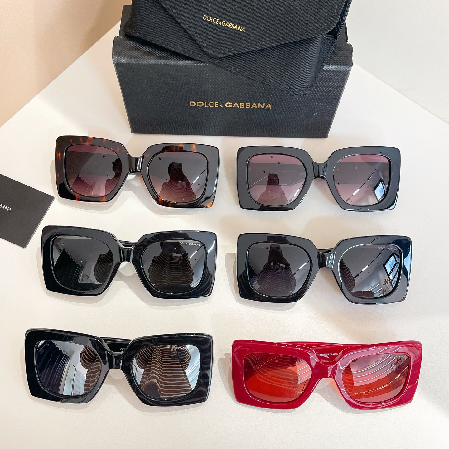 DOLCE & GABBAN*🌟🌟🌟MODEL：DG 4525B🌟🌟🌟SIZE:54口22-145🌟🌟🌟