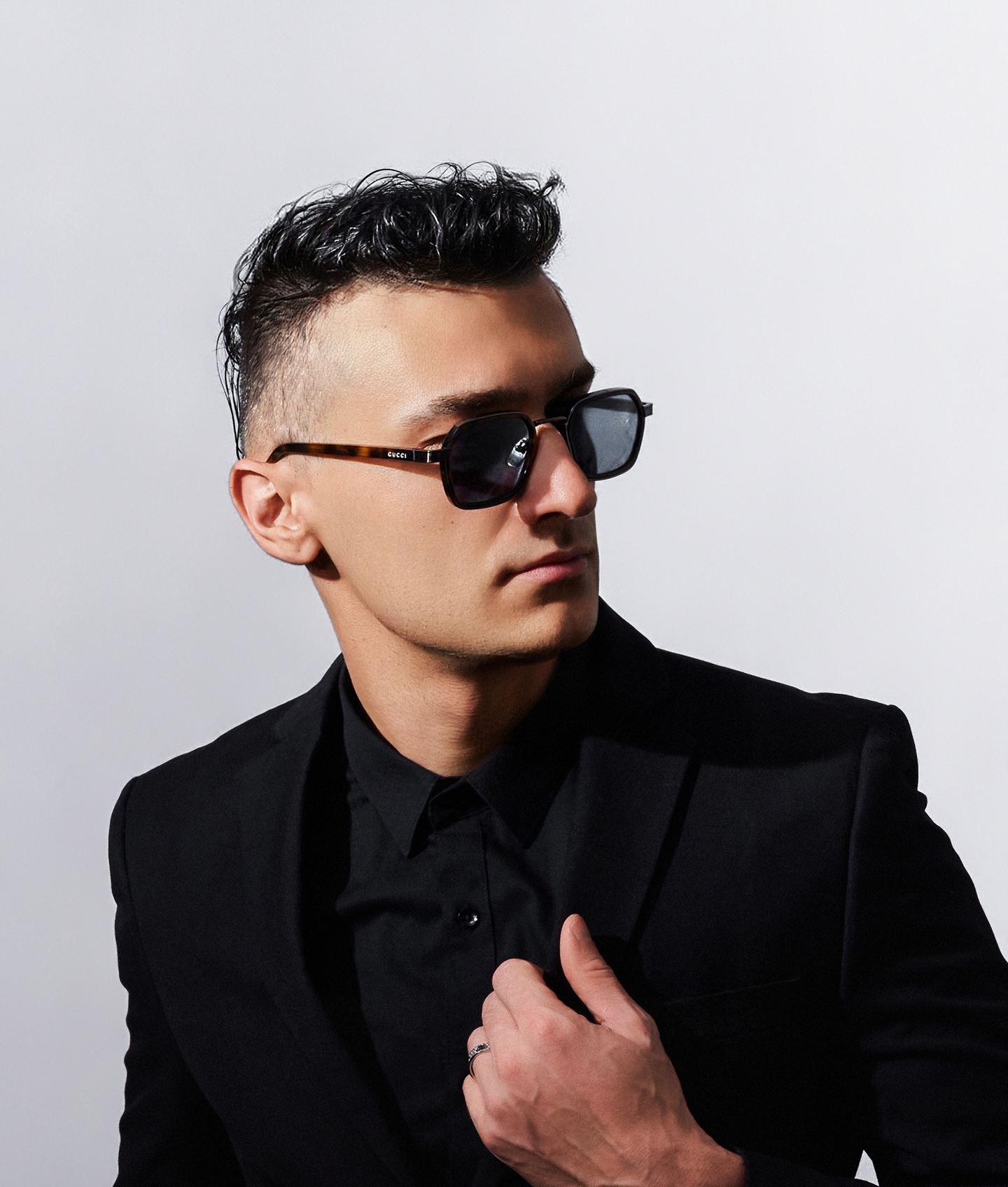 GUCC*🐝🐝🐝MODEL：GG2074S🐝🐝🐝SIZE：51口22-145🐝🐝🐝P180