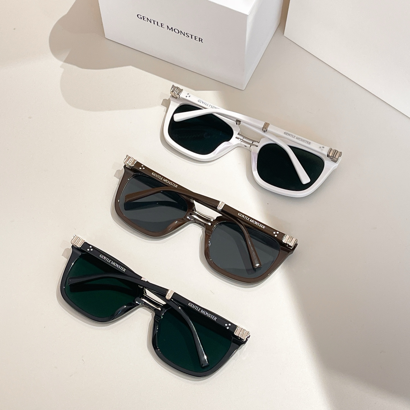 GENTLE MONSTE*🐼🐼🐼MODEL：MATINY🐼🐼🐼SIZE：52口22-133🐼🐼🐼原版开